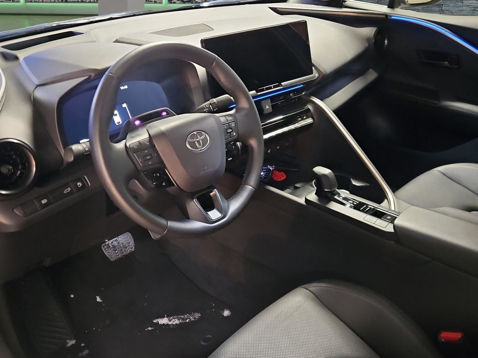 TOYOTA C-HR 2.0 PHEV Style, Plug-in-Hybrid Petrol/Electric, Second hand / Used, Automatic - 7