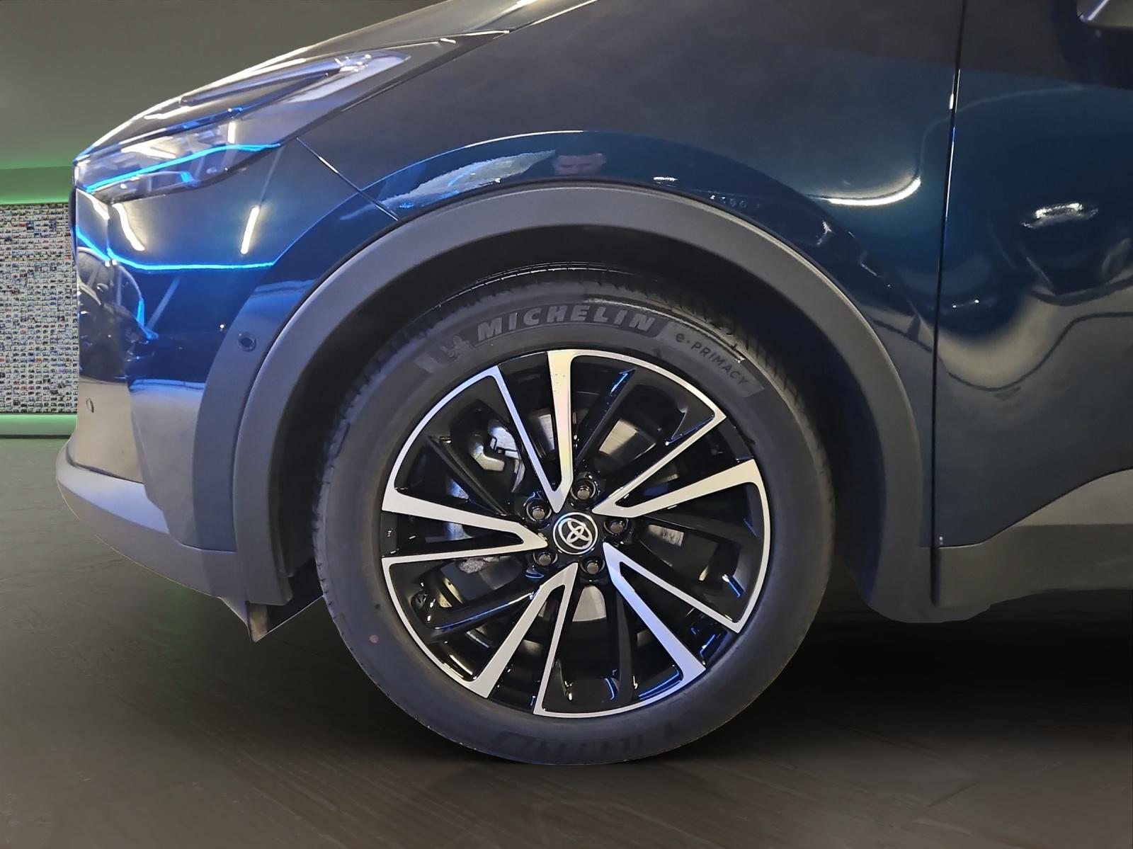 TOYOTA C-HR 2.0 PHEV Style, Hybride Rechargeable Essence/Électricité, Occasion / Utilisé, Automatique - 6