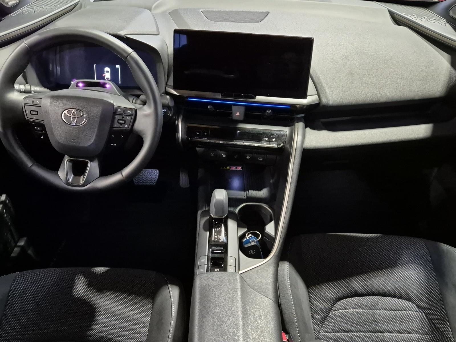 TOYOTA C-HR 2.0 PHEV Style inkl. Gratisservice 4 Jahre / 60000 Km a, Hybride Rechargeable Essence/Électricité, Occasion / Utilisé, Automatique - 6