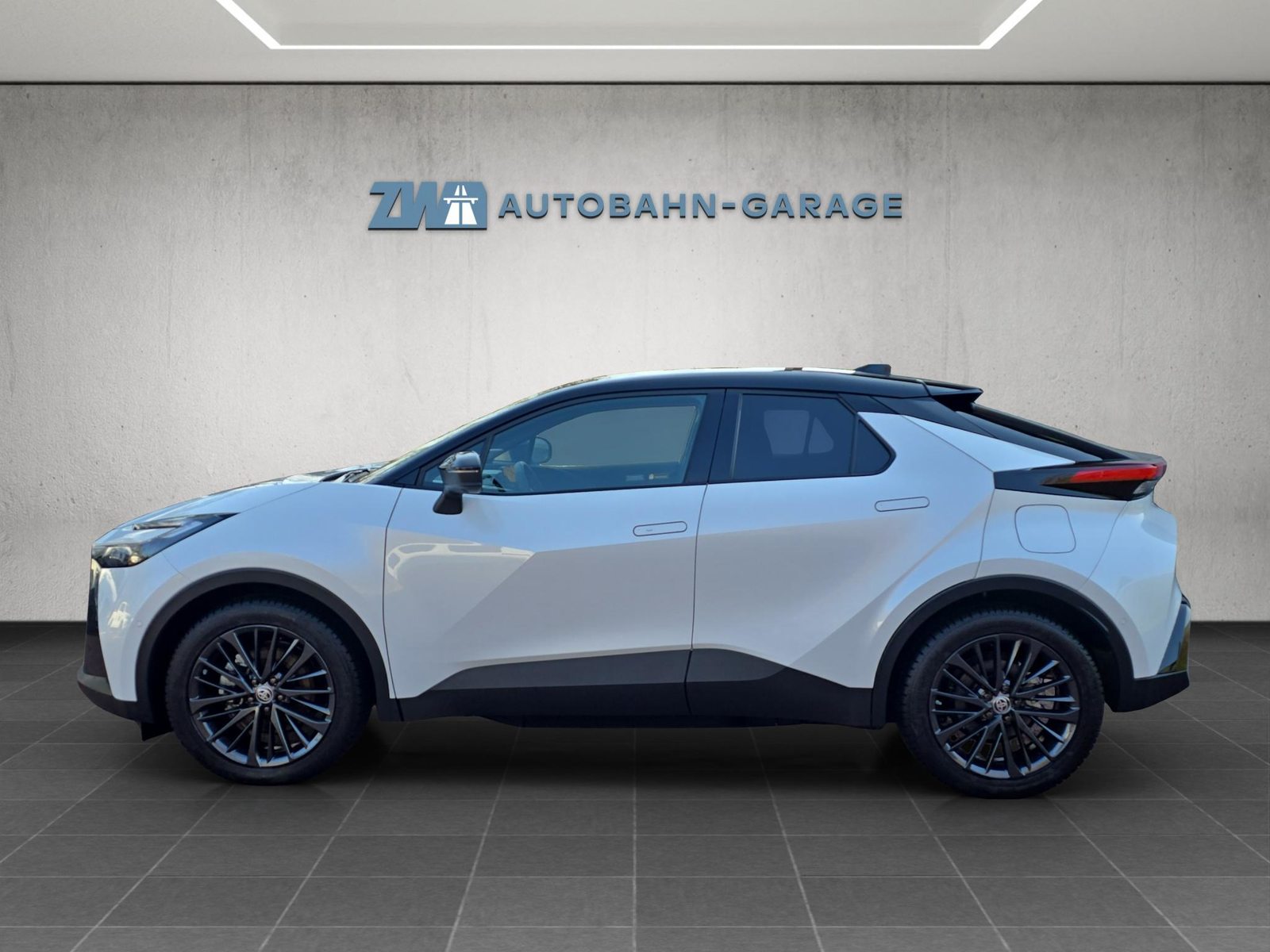 TOYOTA C-HR 2.0 PHEV GR Sport, Plug-in-Hybrid Benzina/Elettrica, Occasioni / Usate, Automatico - 2