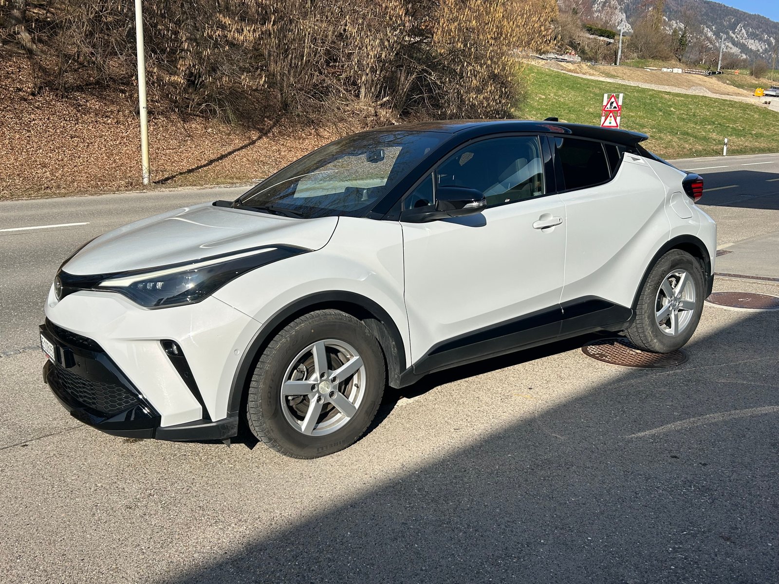TOYOTA C-HR 2.0 HSD CVT GR Sport, Full-Hybrid Petrol/Electric, Second hand / Used, Automatic - 4