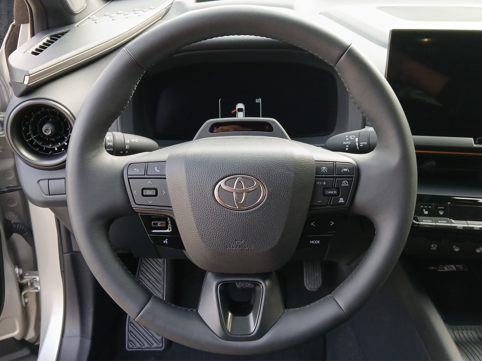 TOYOTA C-HR 2.0 PHEV CVT Style Premiere, Plug-in-Hybrid Petrol/Electric, Second hand / Used, Automatic - 6