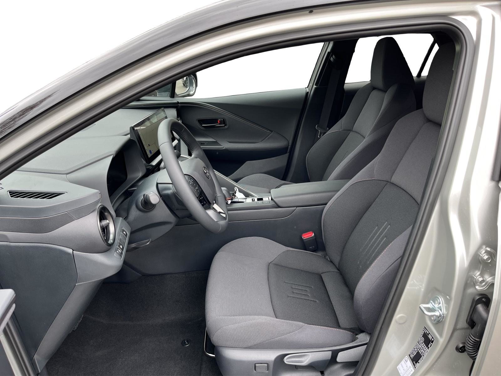 TOYOTA C-HR 2.0 PHEV Swiss Edition, Plug-in-Hybrid Petrol/Electric, Second hand / Used, Automatic - 6