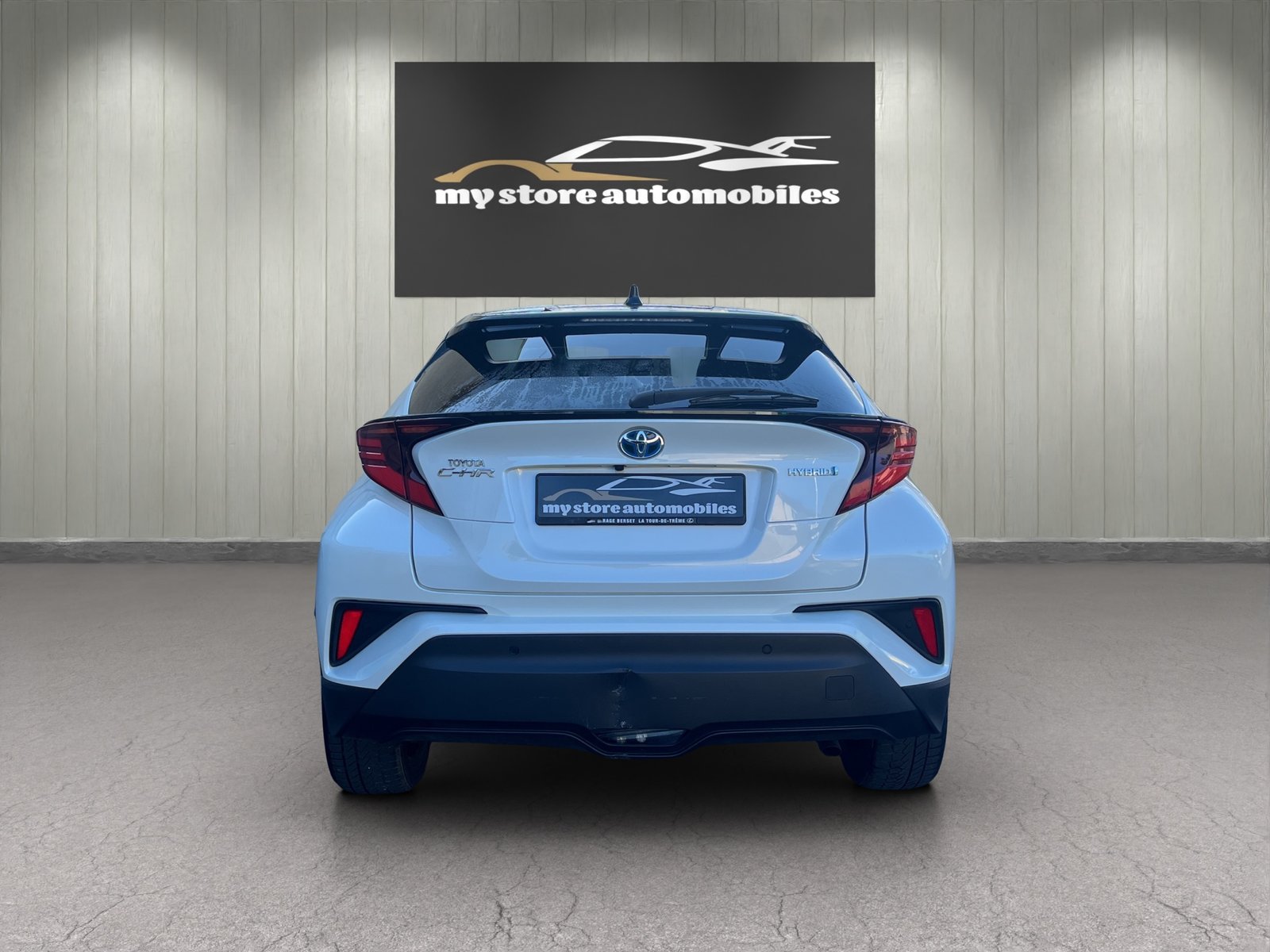 TOYOTA C-HR 1.8 HSD CVT Trend, Voll-Hybrid Benzin/Elektro, Occasion / Gebraucht, Automatik - 7