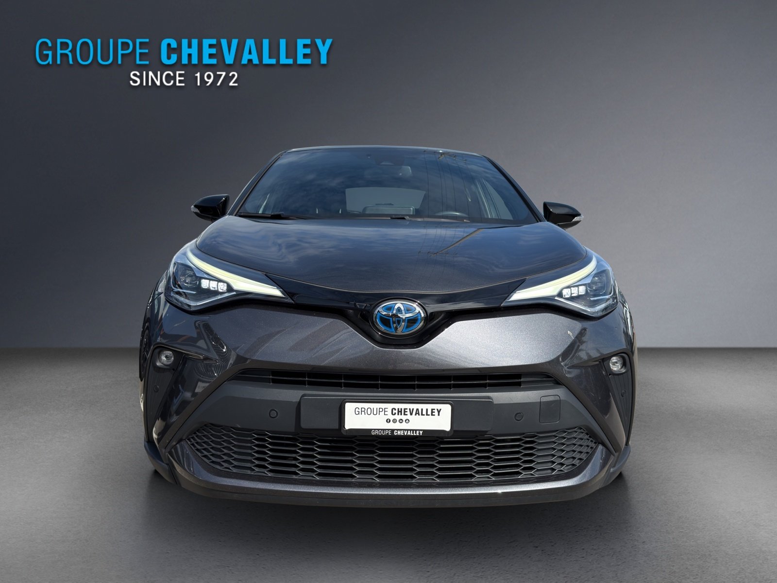 TOYOTA C-HR 2.0 HSD CVT Trend, Full-Hybrid Petrol/Electric, Second hand / Used, Automatic - 2