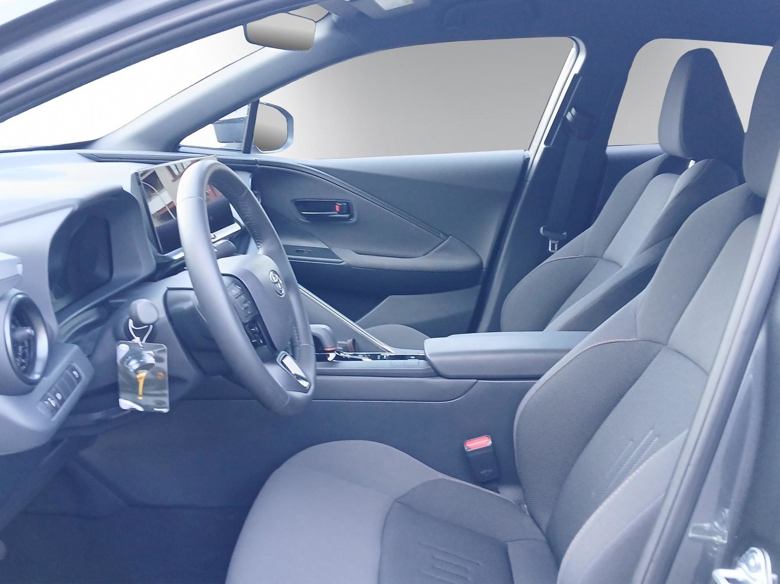 TOYOTA C-HR 2.0 PHEV Swiss Edition, Plug-in-Hybrid Petrol/Electric, Second hand / Used, Automatic - 6