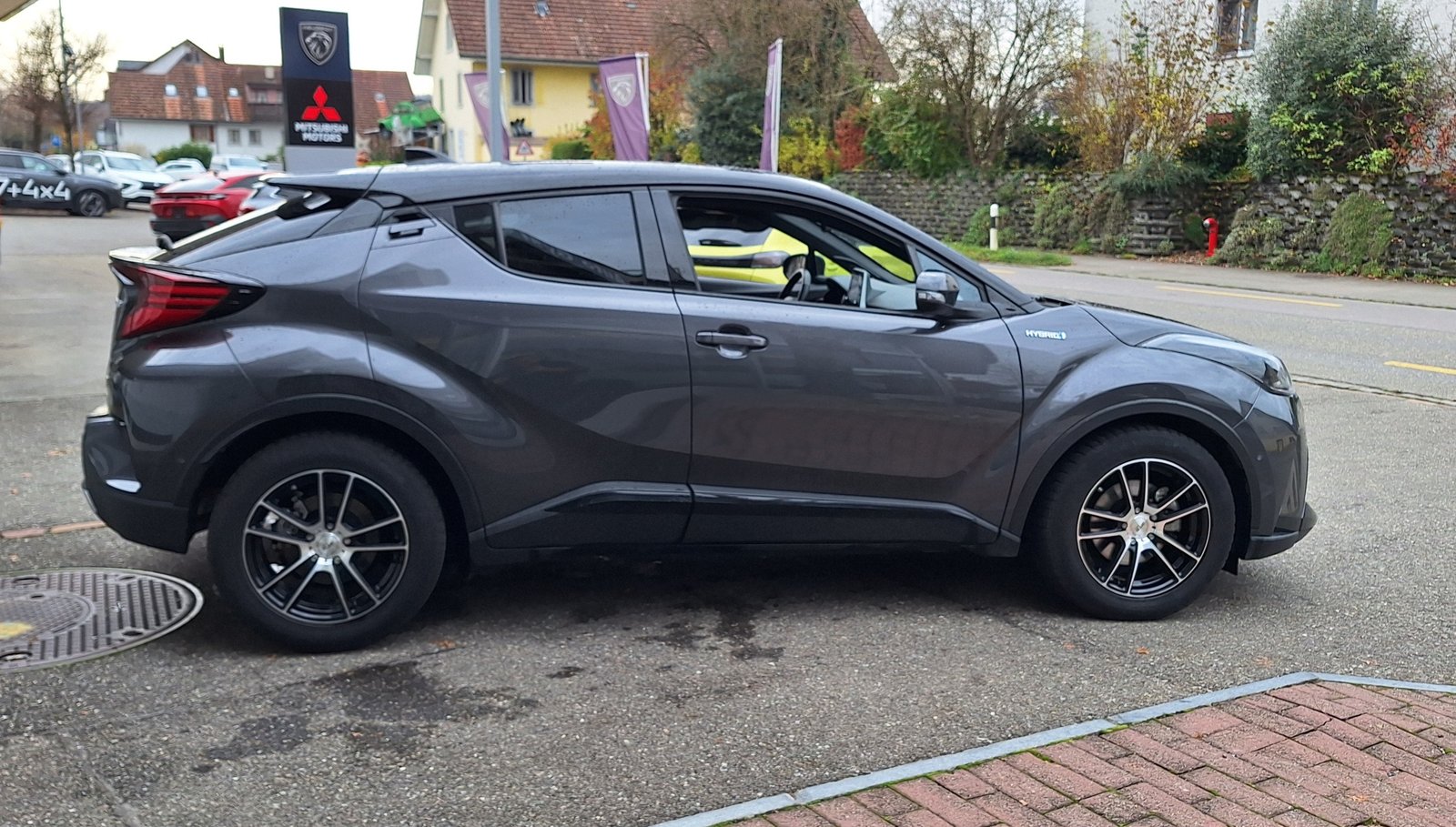 TOYOTA C-HR 2.0 HSD CVT GR Sport, Hybride Intégral Essence/Électricité, Occasion / Utilisé, Automatique - 4