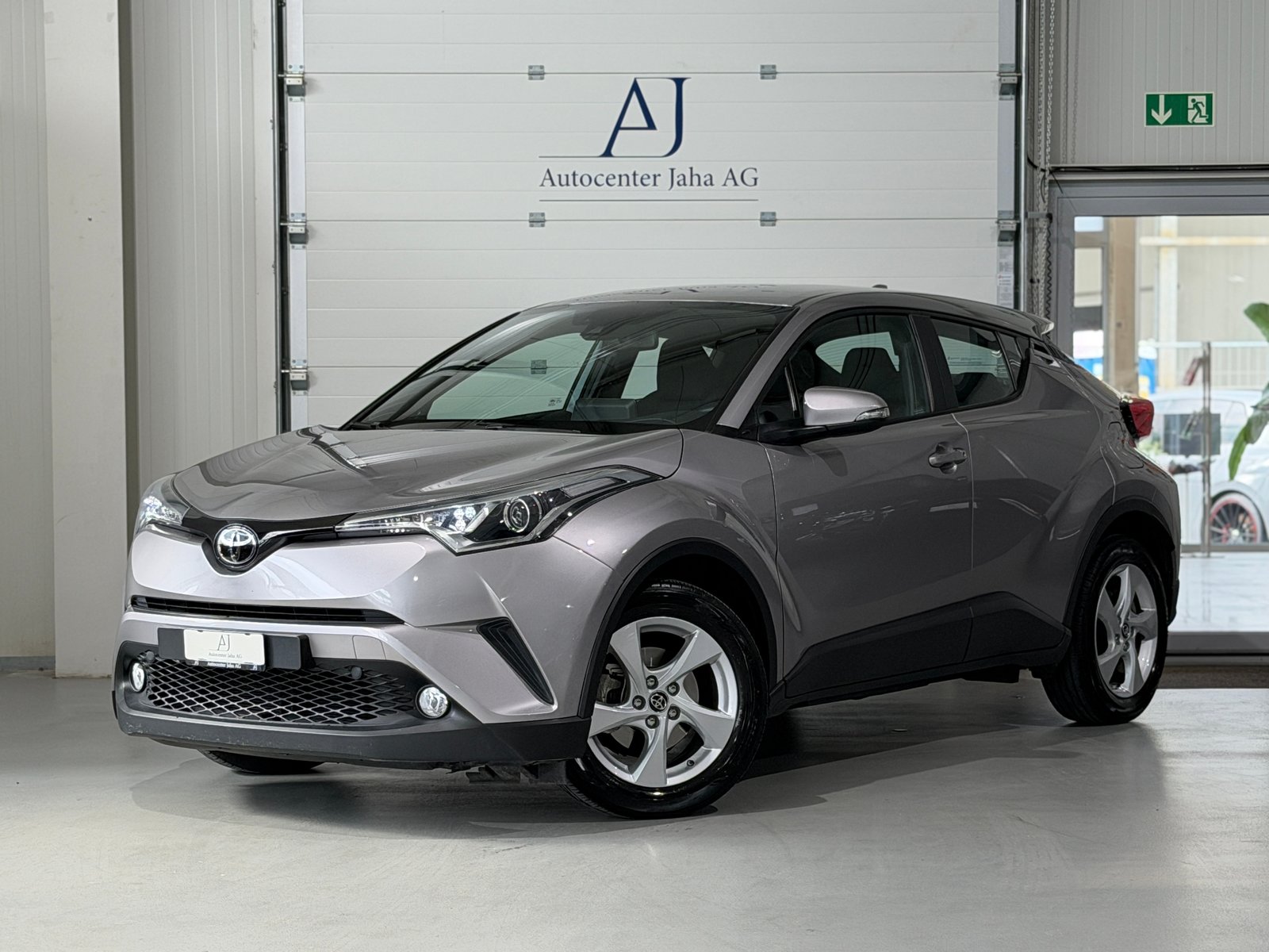 TOYOTA C-HR 1.2 Turbo Premium 4WD Multidrive S inkl. Werksga