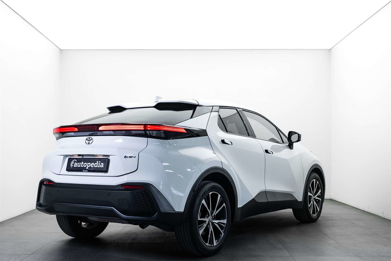TOYOTA C-HR 1.8 HSD Trend CVT-Automat, Full-Hybrid Petrol/Electric, Second hand / Used, Automatic - 3