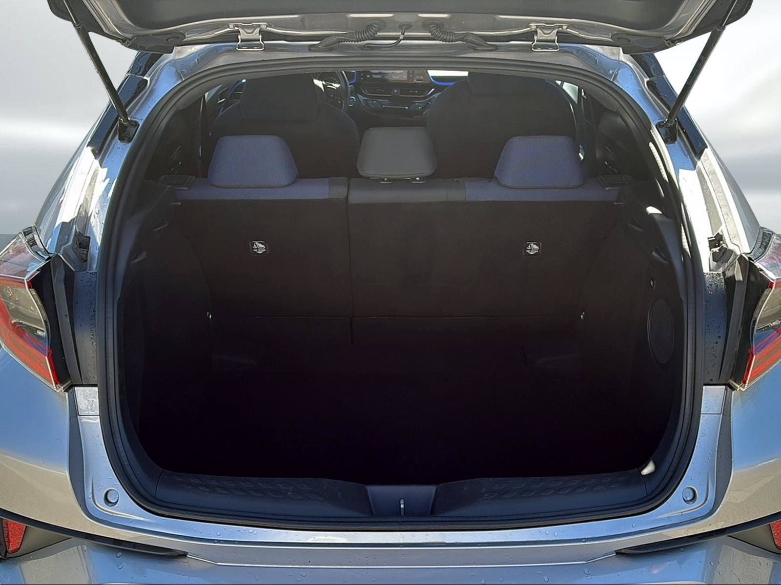 TOYOTA C-HR 1.8 VVTi HSD Style, Hybride Intégral Essence/Électricité, Occasion / Utilisé, Automatique - 7