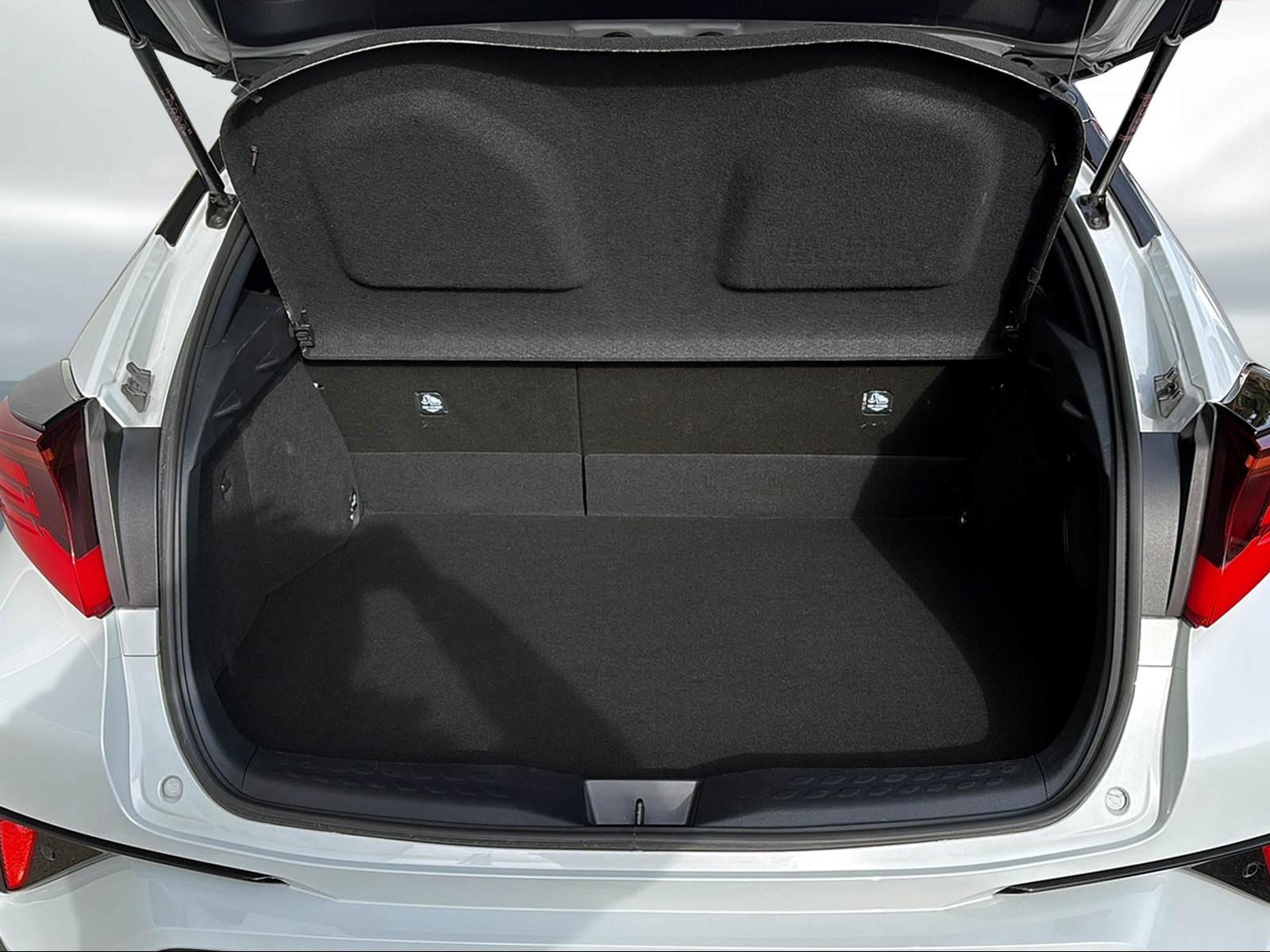 TOYOTA C-HR 2.0 VVTi HSD GR Sport, Voll-Hybrid Benzin/Elektro, Occasion / Gebraucht, Automatik - 7