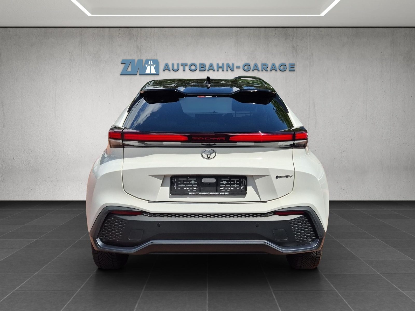 TOYOTA C-HR 2.0 PHEV Swiss Edition, Plug-in-Hybrid Benzin/Elektro, Occasion / Gebraucht, Automatik - 4