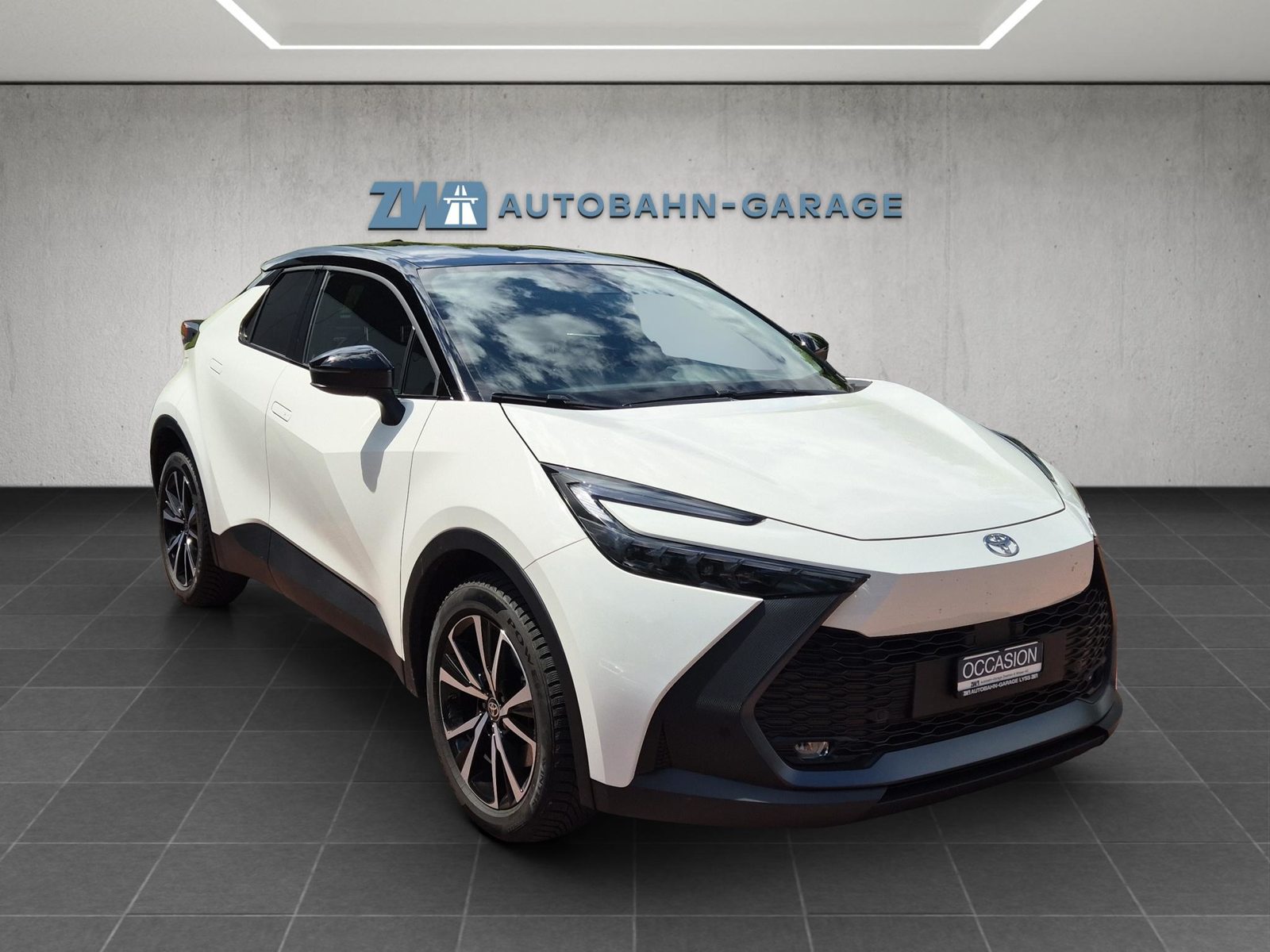 TOYOTA C-HR 2.0 PHEV Swiss Edition, Plug-in-Hybrid Benzin/Elektro, Occasion / Gebraucht, Automatik - 7