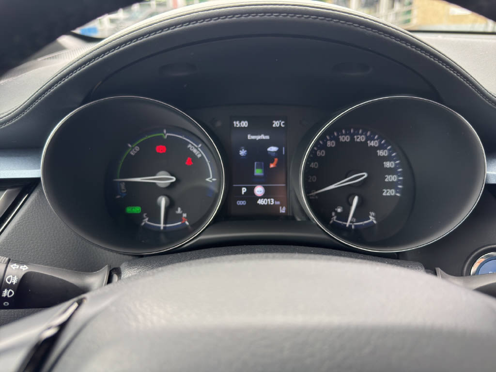 TOYOTA C-HR 2.0 VVTi HSD Trend, Full-Hybrid Petrol/Electric, Second hand / Used, Automatic - 7