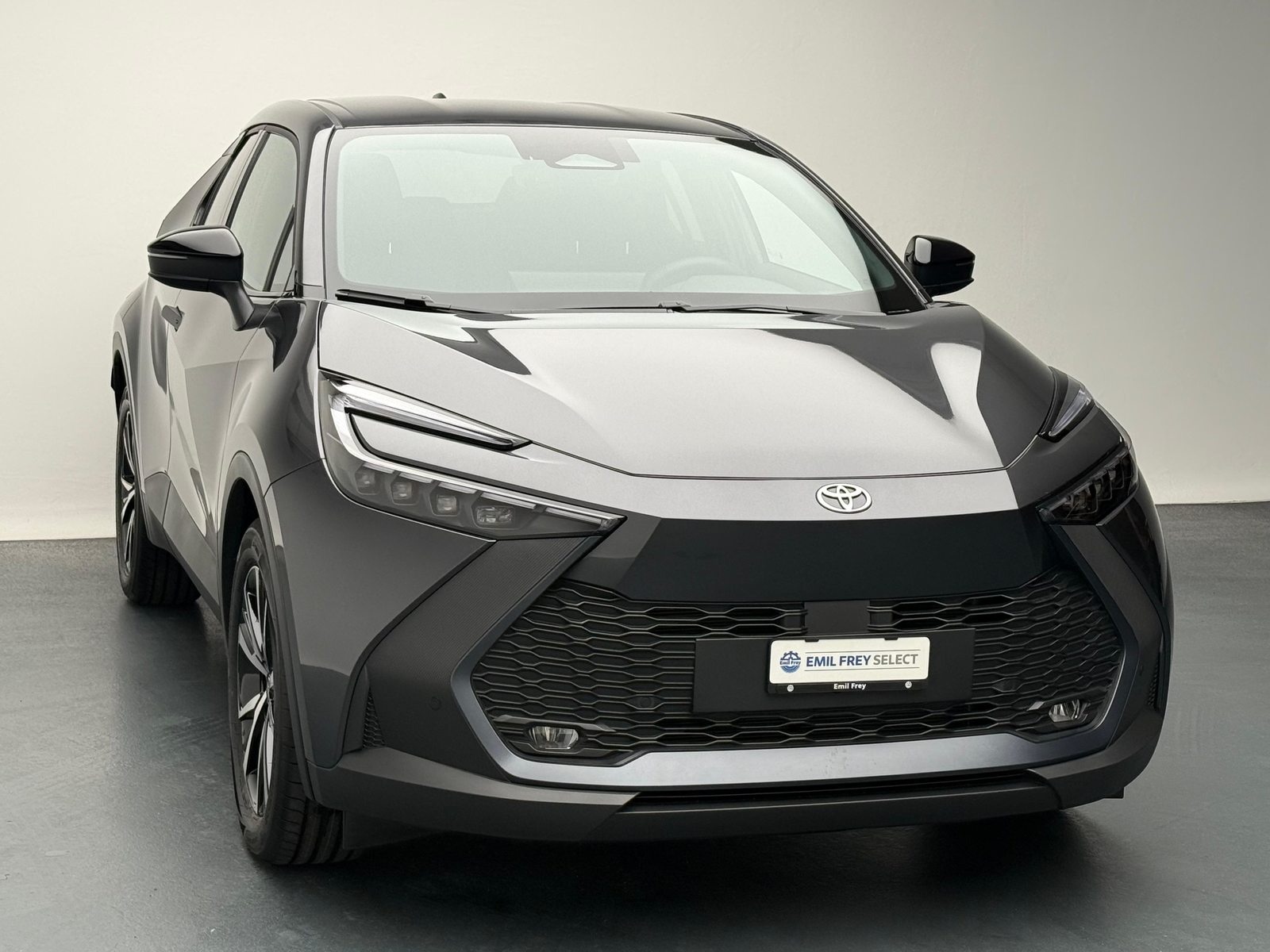 TOYOTA C-HR 2.0 PHEV Swiss Edition, Plug-in-Hybrid Petrol/Electric, Second hand / Used, Automatic - 6