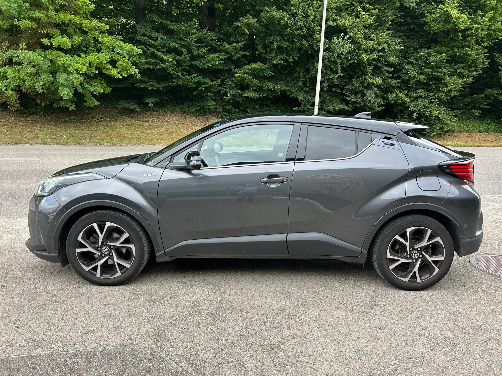 TOYOTA C-HR 2.0 HSD CVT Trend, Full-Hybrid Petrol/Electric, Second hand / Used, Automatic - 5