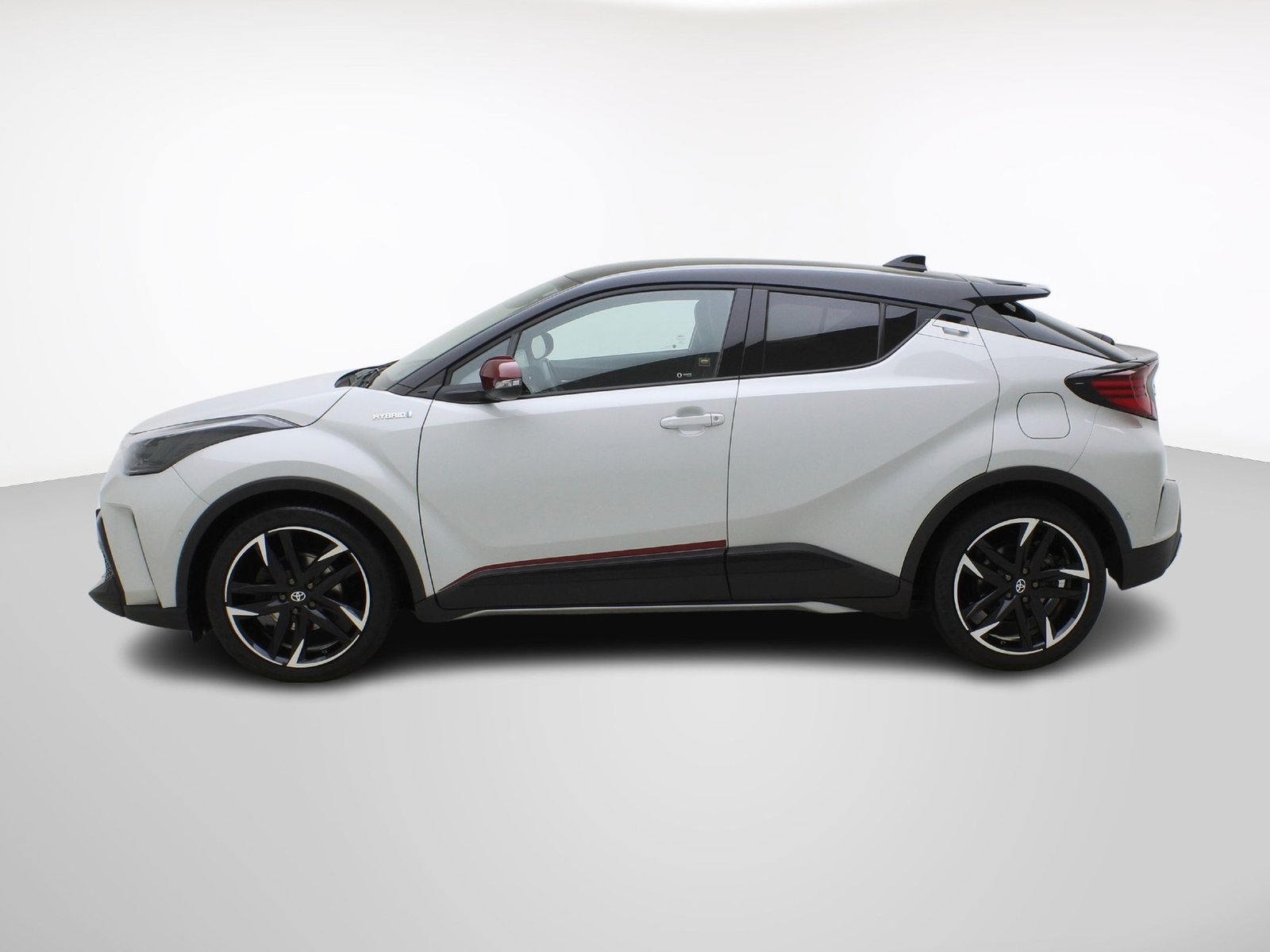 TOYOTA C-HR 2.0 VVTi HSD GR Sport, Full-Hybrid Petrol/Electric, Second hand / Used, Automatic - 3