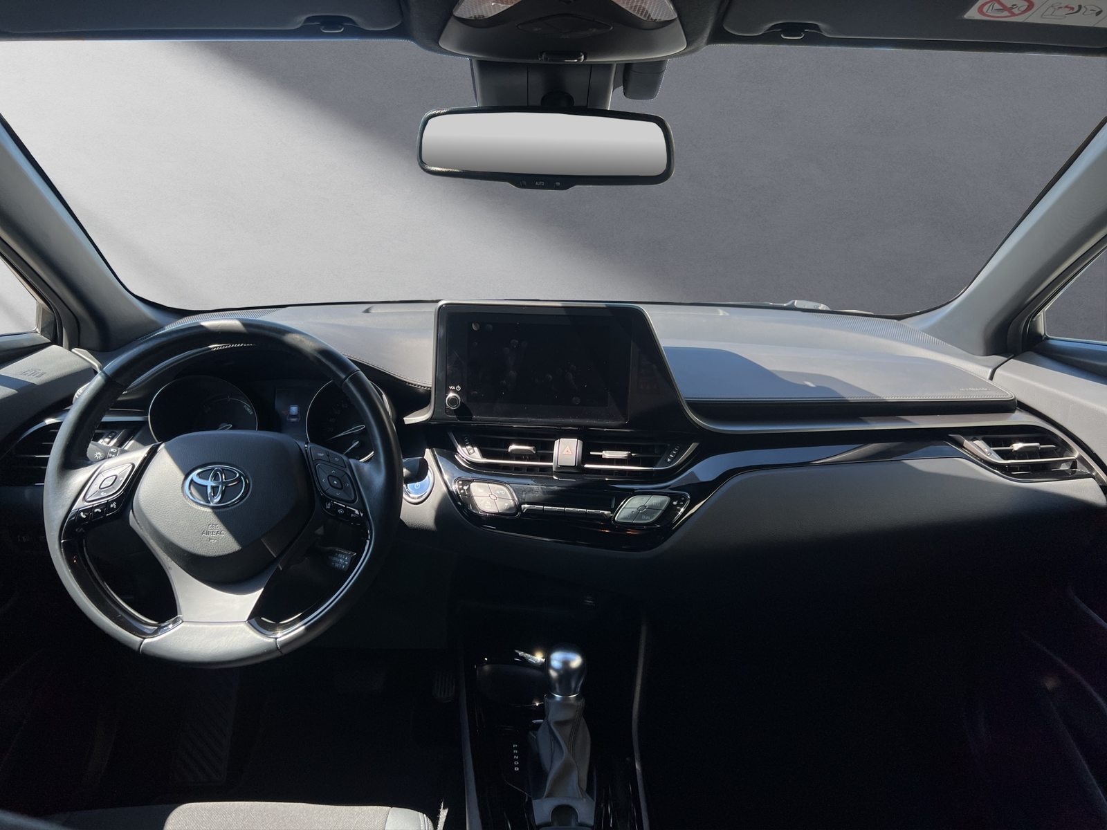 TOYOTA C-HR 1.8 VVTi HSD Trend, Hybride Intégral Essence/Électricité, Occasion / Utilisé, Automatique - 4
