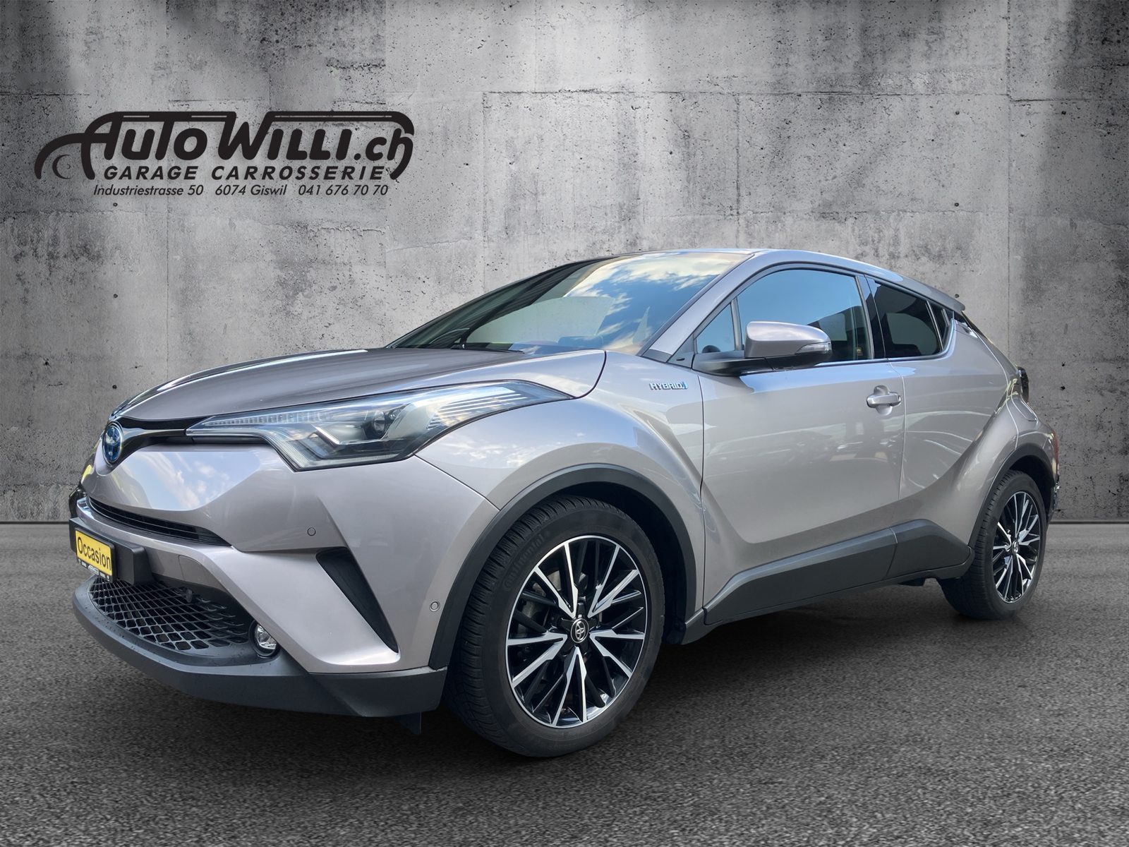 TOYOTA C-HR 1.8 VVTi HSD Premium, Voll-Hybrid Benzin/Elektro, Occasion / Gebraucht, Automatik - 2