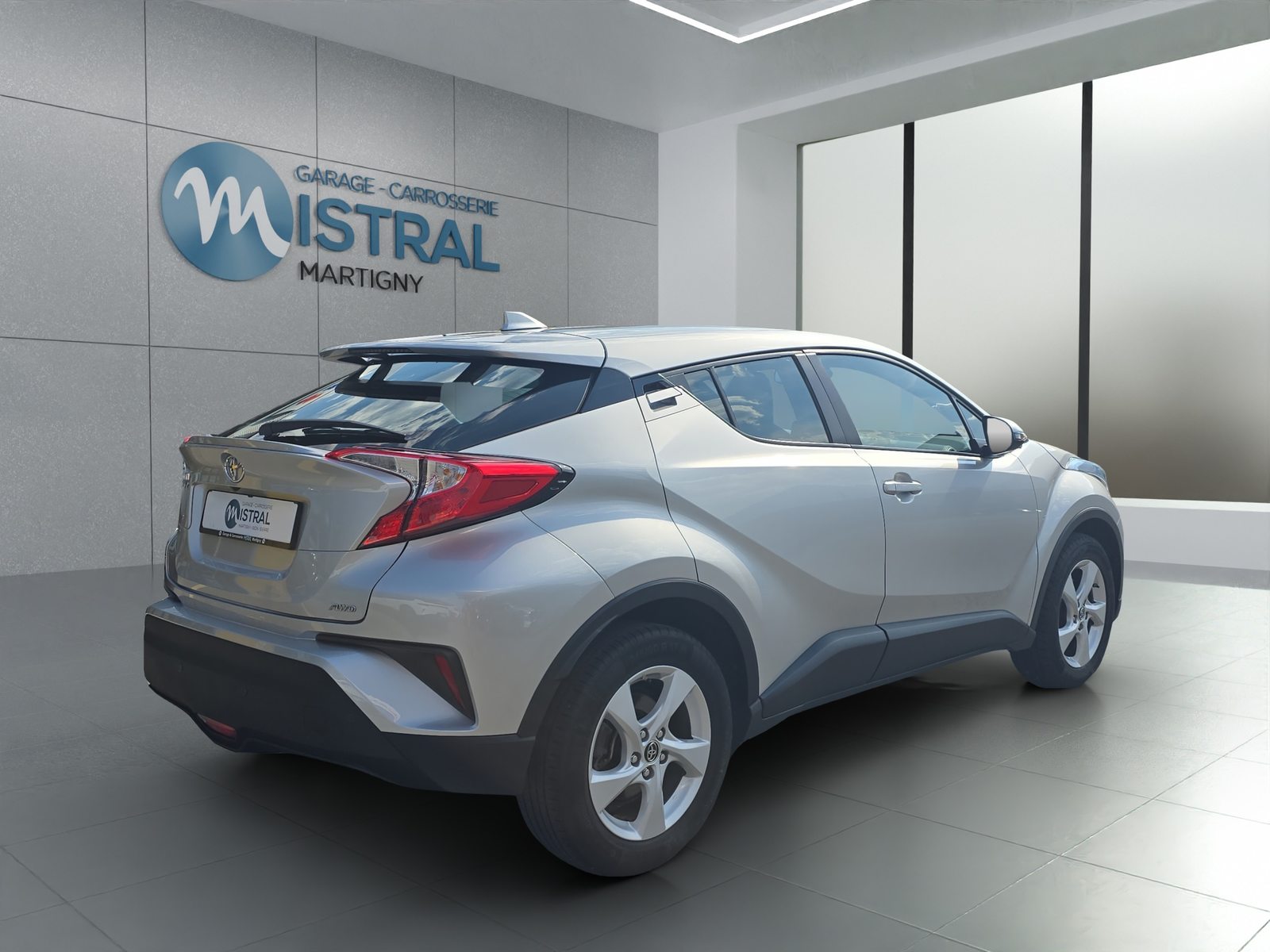 TOYOTA C-HR 1.2 T Comfort 4x4, Essence, Occasion / Utilisé, Automatique - 5