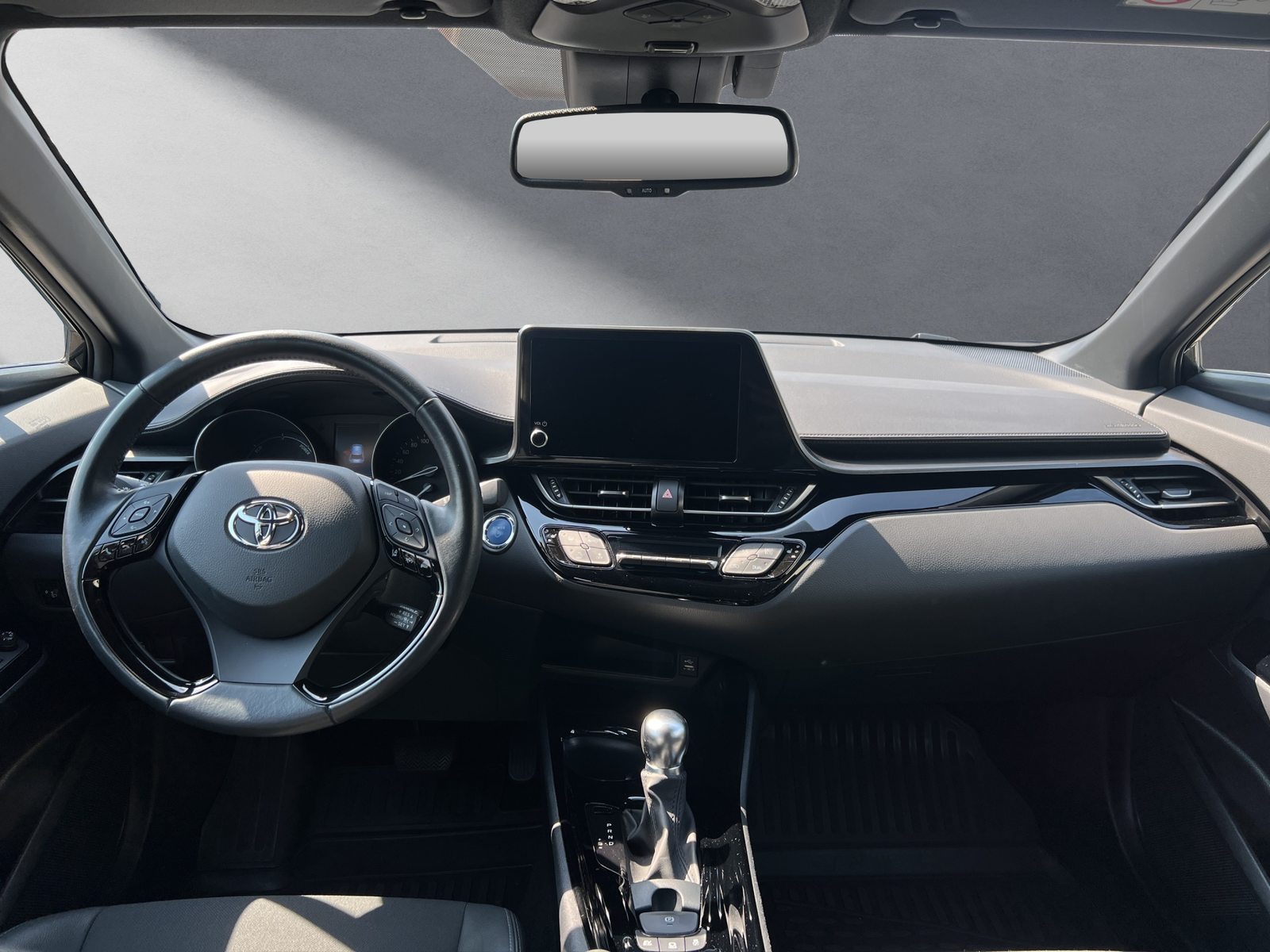 TOYOTA C-HR 2.0 VVTi HSD Trend, Full-Hybrid Petrol/Electric, Second hand / Used, Automatic - 4