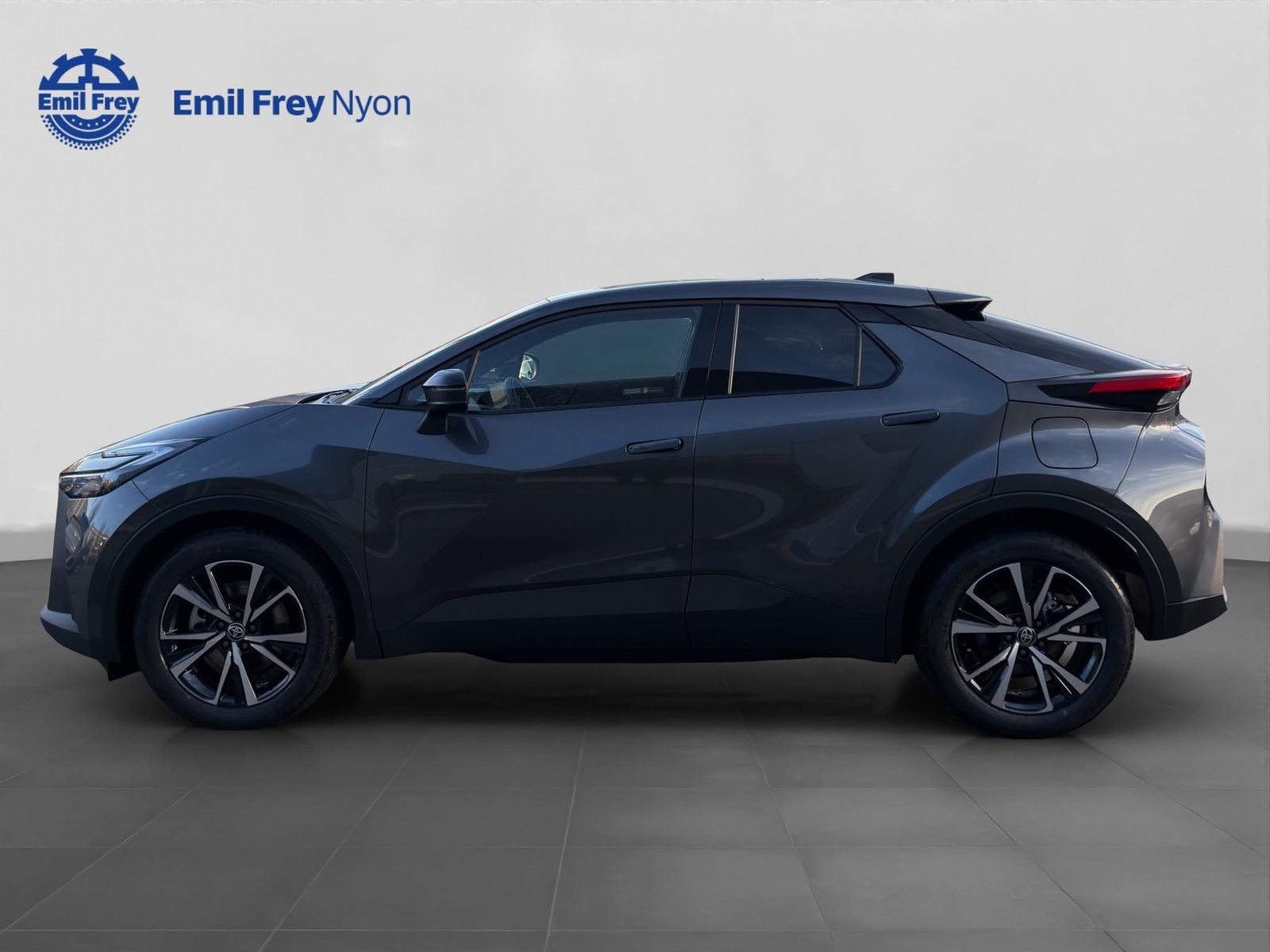 TOYOTA C-HR 2.0 PHEV Swiss Edition, Plug-in-Hybrid Benzin/Elektro, Occasion / Gebraucht, Automatik - 3