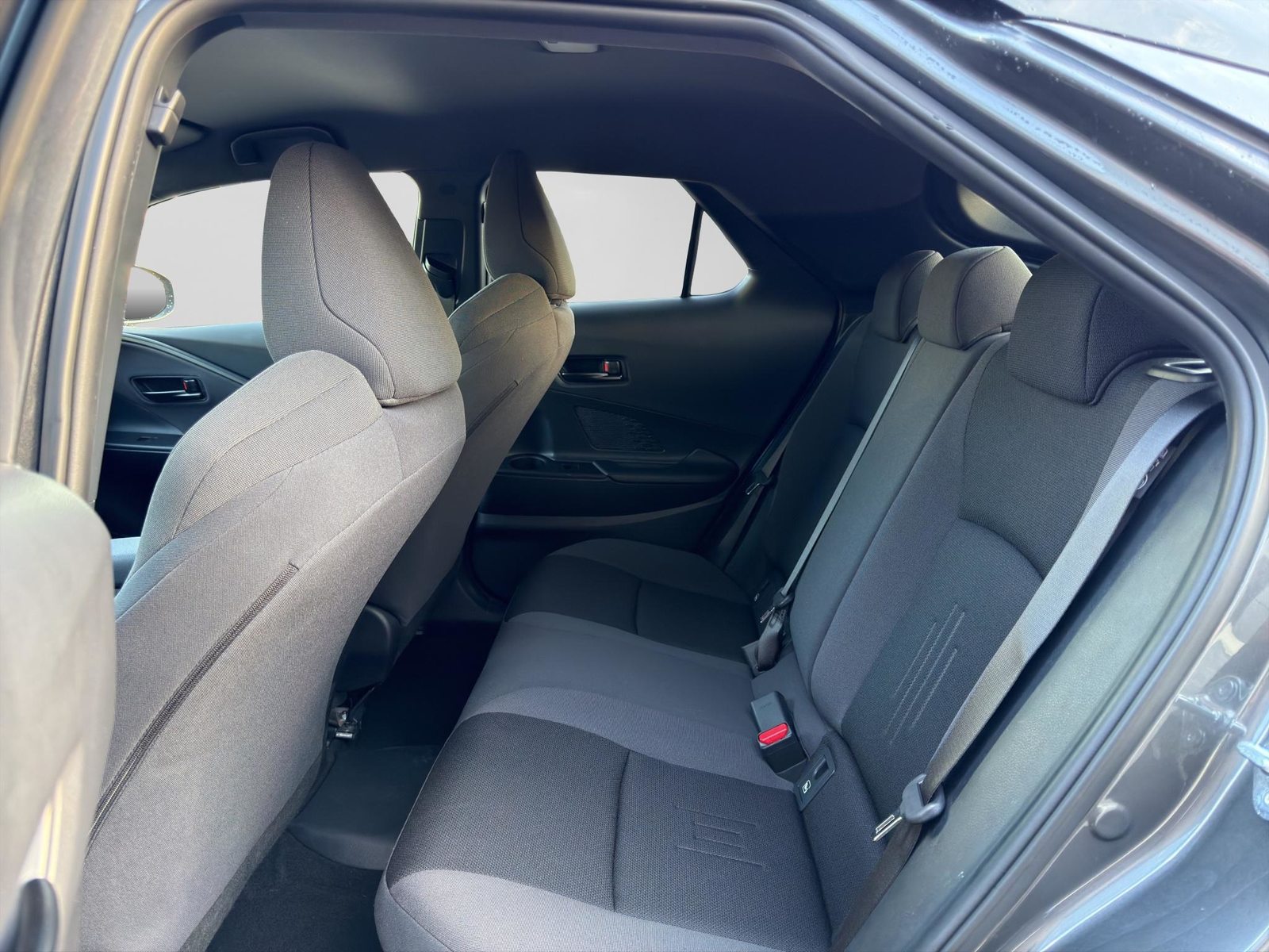 TOYOTA C-HR 2.0 PHEV Swiss Edition, Plug-in-Hybrid Benzin/Elektro, Occasion / Gebraucht, Automatik - 6