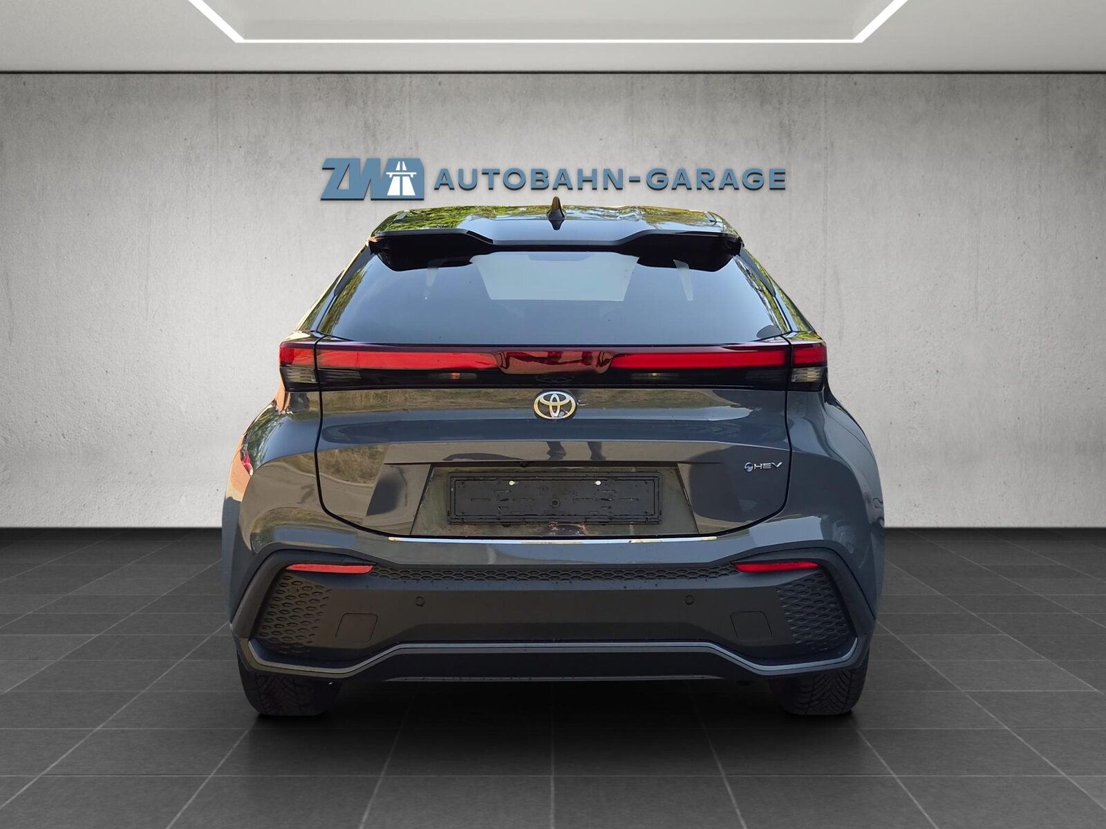 TOYOTA C-HR 2.0 HEV Trend 4x4, Hybride Intégral Essence/Électricité, Occasion / Utilisé, Automatique - 4
