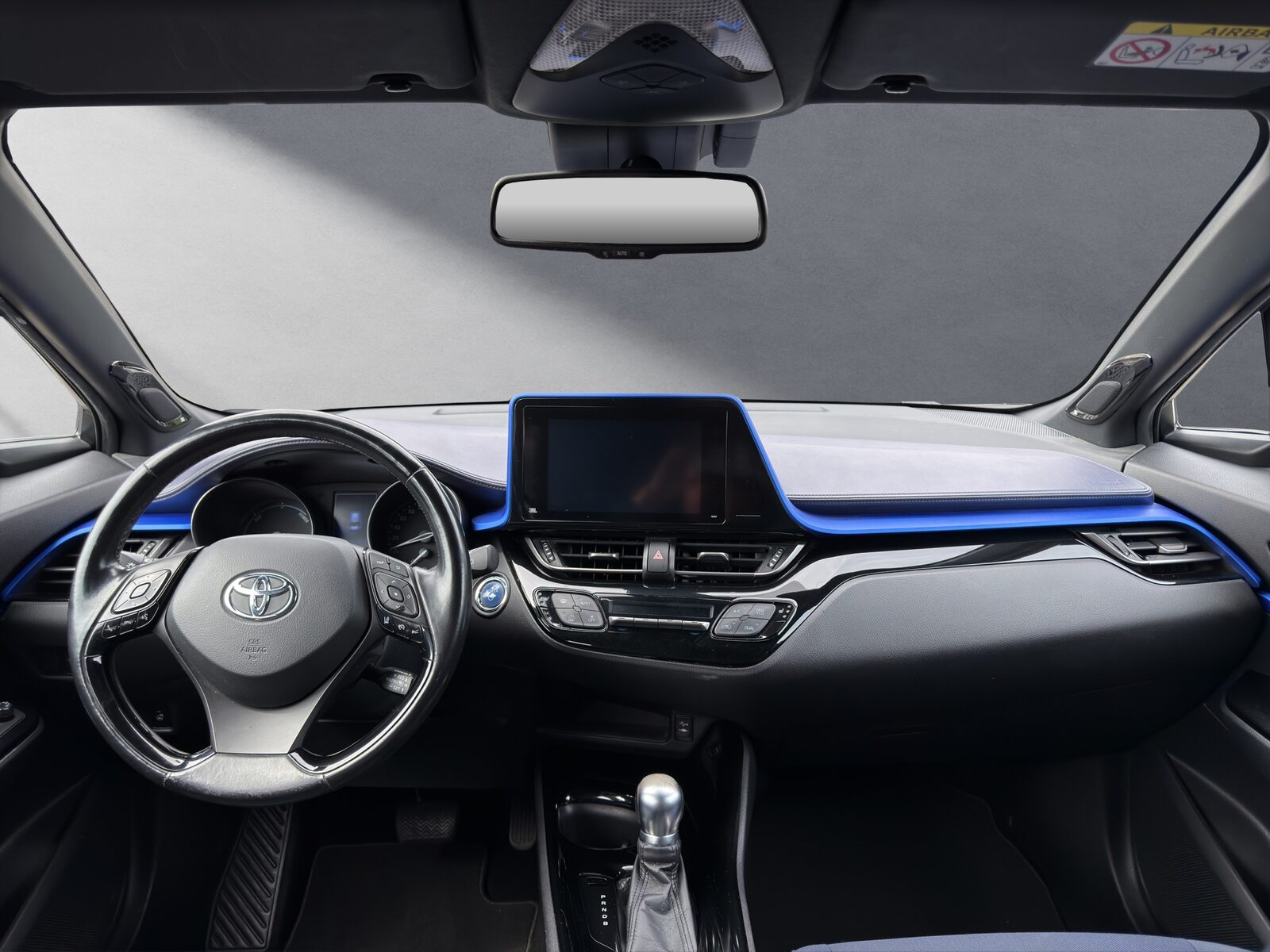 TOYOTA C-HR 1.8 VVTi HSD Style, Full-Hybrid Petrol/Electric, Second hand / Used, Automatic - 4