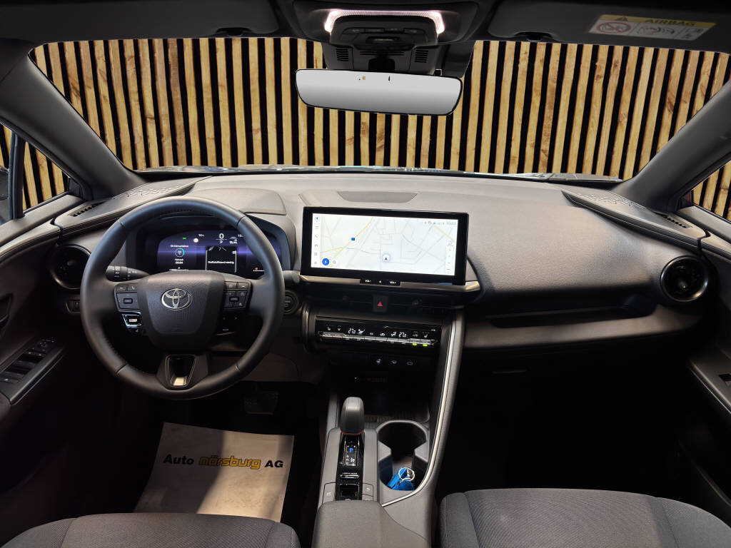 TOYOTA C-HR 1.8 HEV Trend, Voll-Hybrid Benzin/Elektro, Occasion / Gebraucht, Automatik - 7