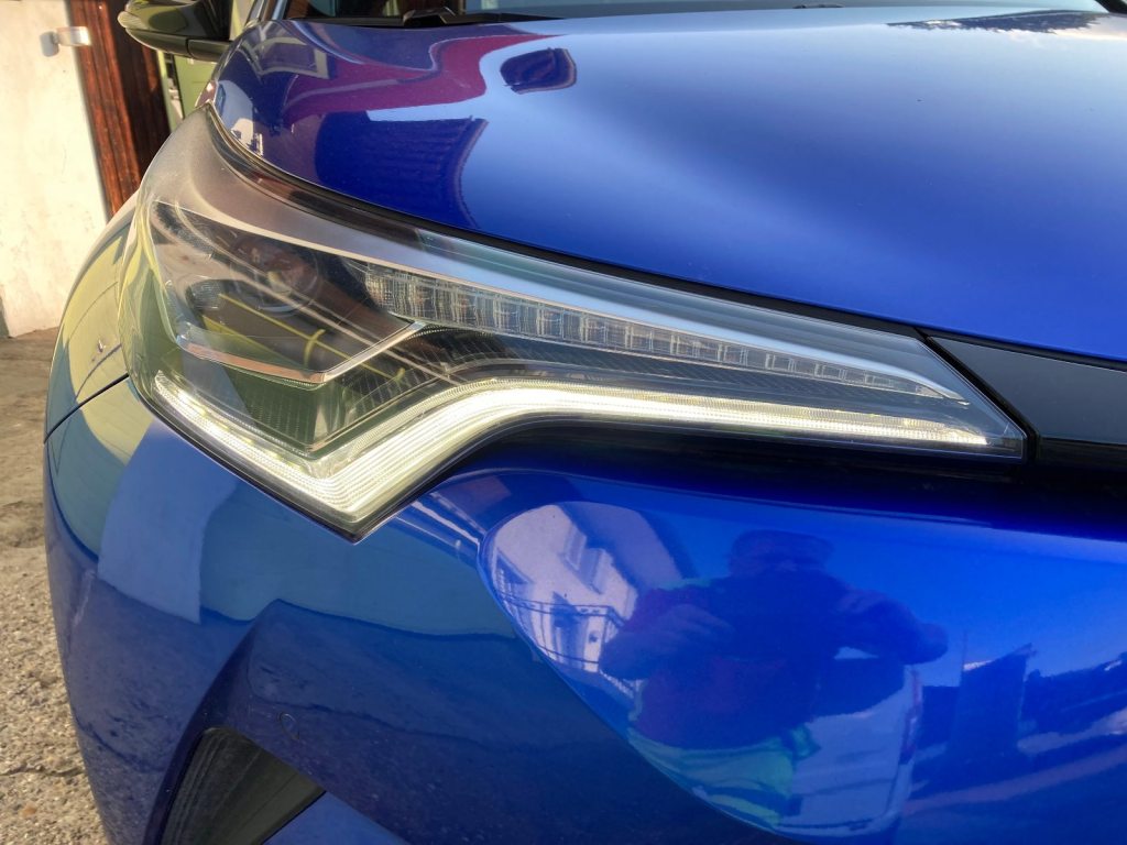 TOYOTA C-HR 1.8 VVTi HSD Style, Voll-Hybrid Benzin/Elektro, Occasion / Gebraucht, Automatik - 6