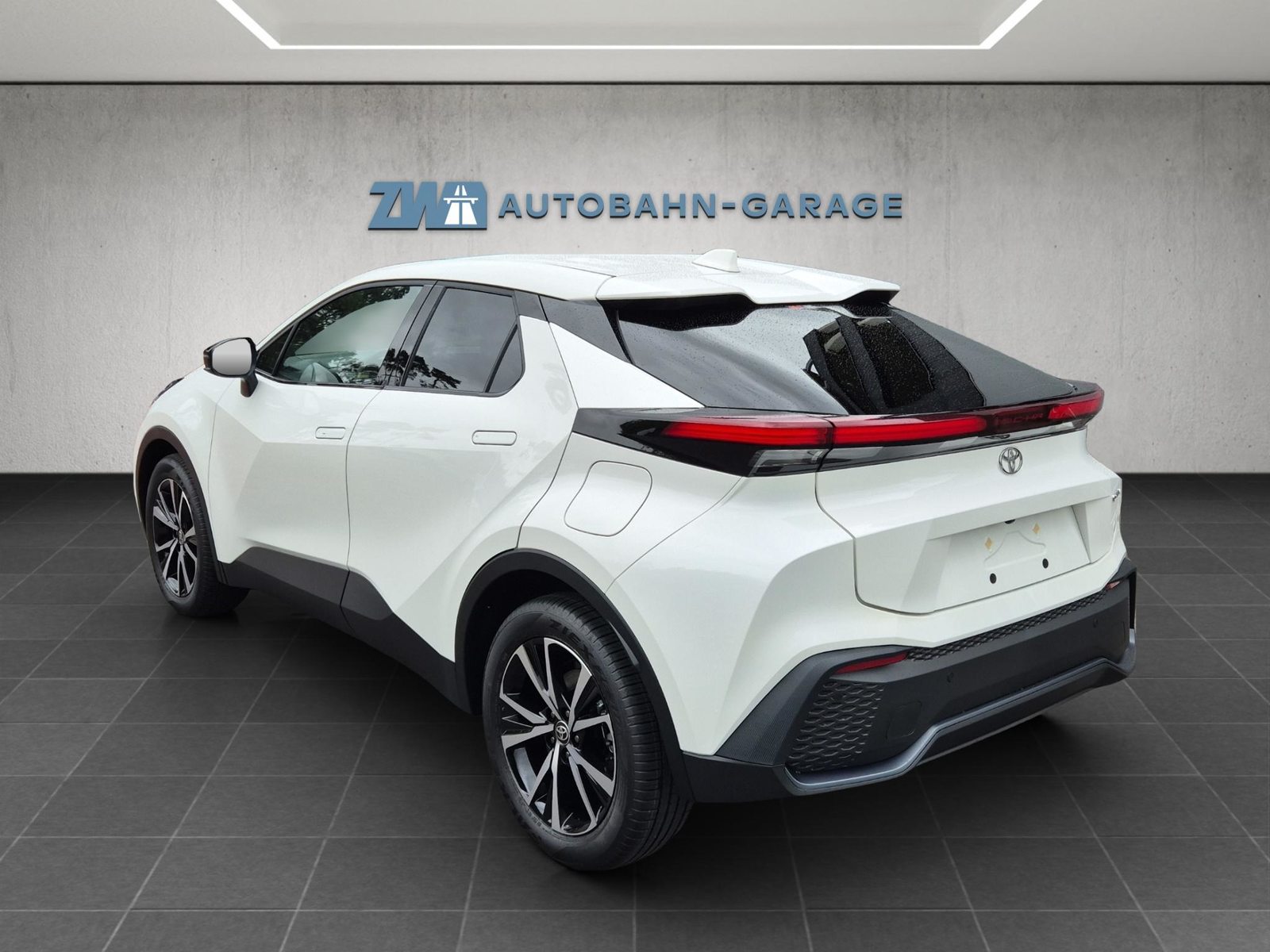 TOYOTA C-HR 2.0 PHEV Swiss Edition, Plug-in-Hybrid Benzin/Elektro, Vorführwagen, Automatik - 3