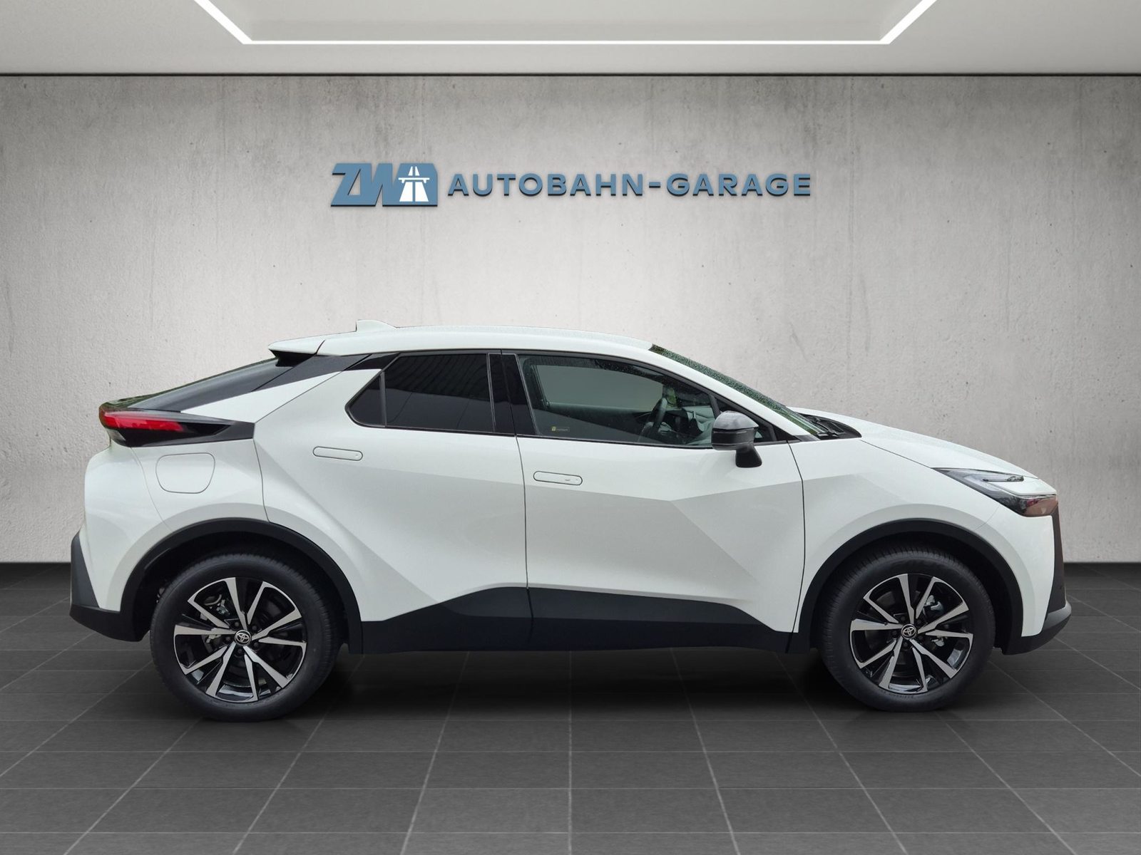 TOYOTA C-HR 2.0 PHEV Swiss Edition, Plug-in-Hybrid Benzin/Elektro, Vorführwagen, Automatik - 6