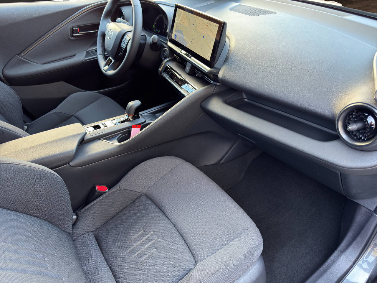 TOYOTA C-HR 2.0 PHEV Swiss Edition, Plug-in-Hybrid Benzin/Elektro, Vorführwagen, Automatik - 7