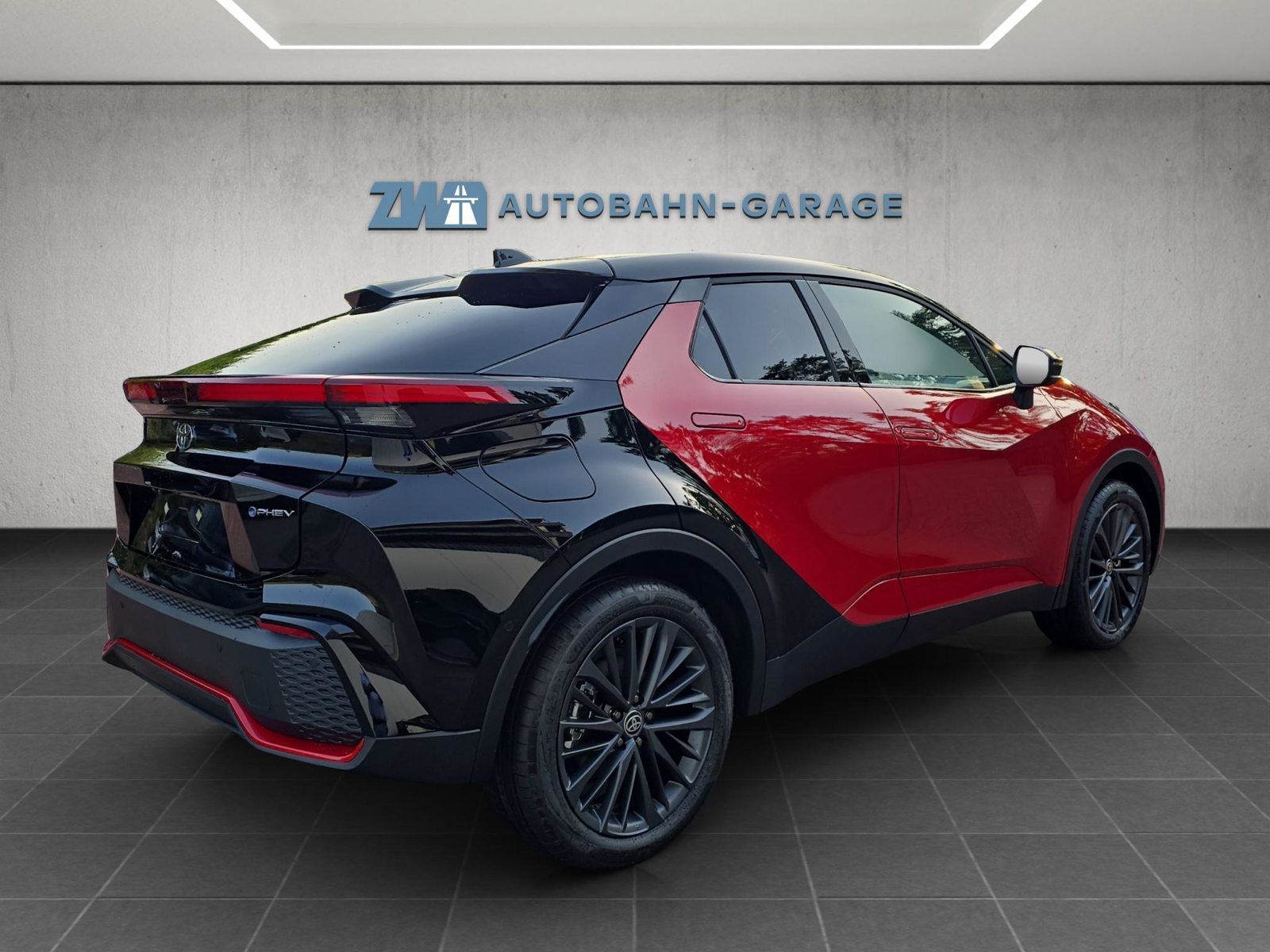 TOYOTA C-HR 2.0 PHEV Style Premiere, Plug-in-Hybrid Benzina/Elettrica, Auto dimostrativa, Automatico - 5