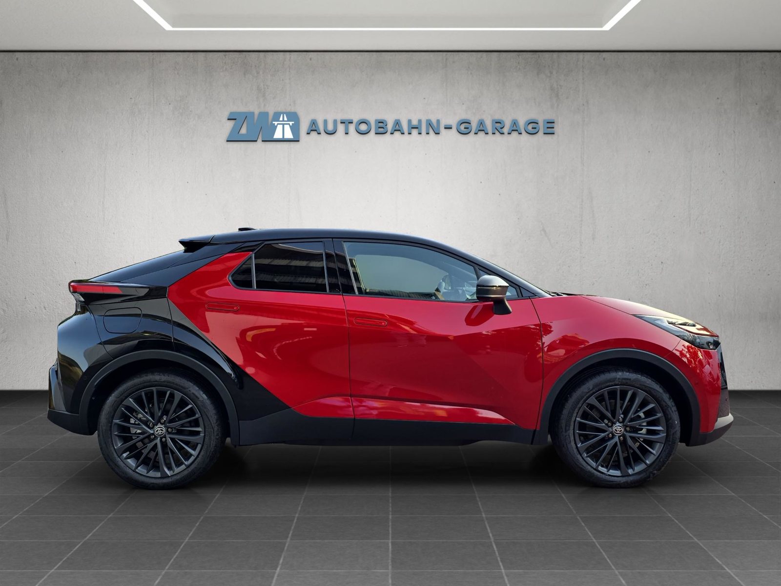 TOYOTA C-HR 2.0 PHEV Style Premiere, Plug-in-Hybrid Benzina/Elettrica, Auto dimostrativa, Automatico - 6