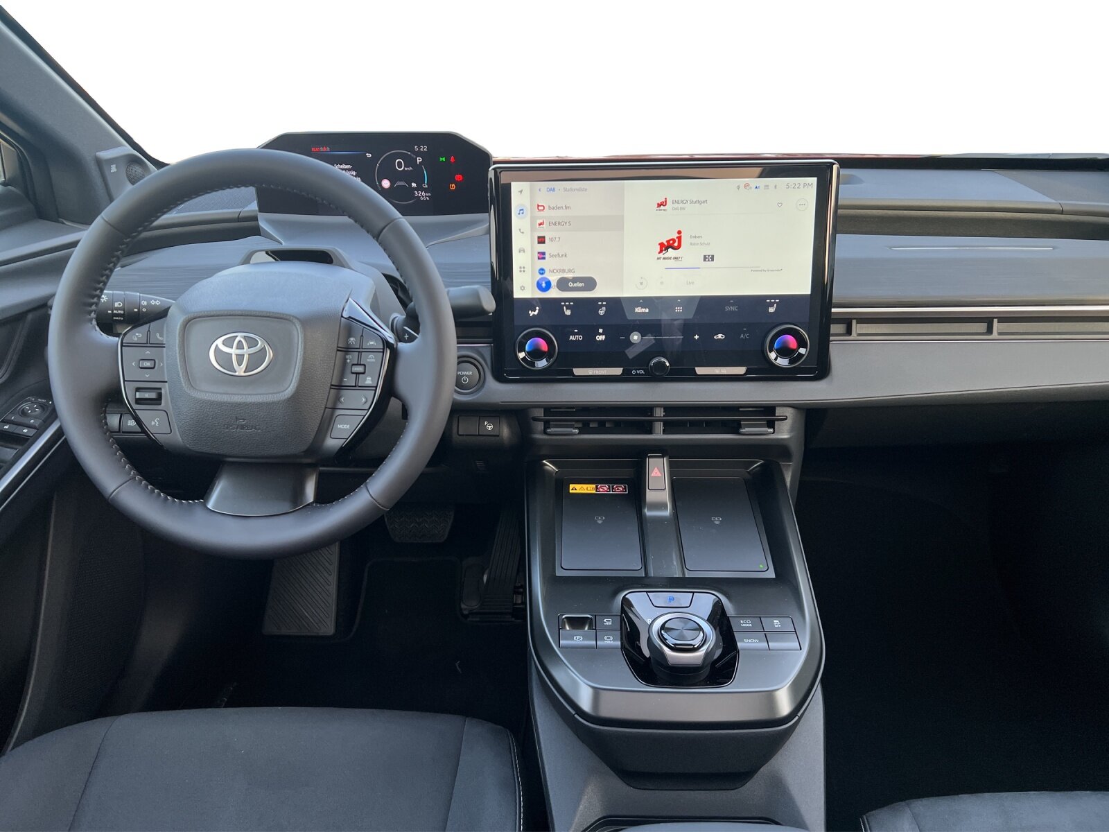 TOYOTA C-HR+ Premium AWD, Electric, Ex-demonstrator, Automatic - 7