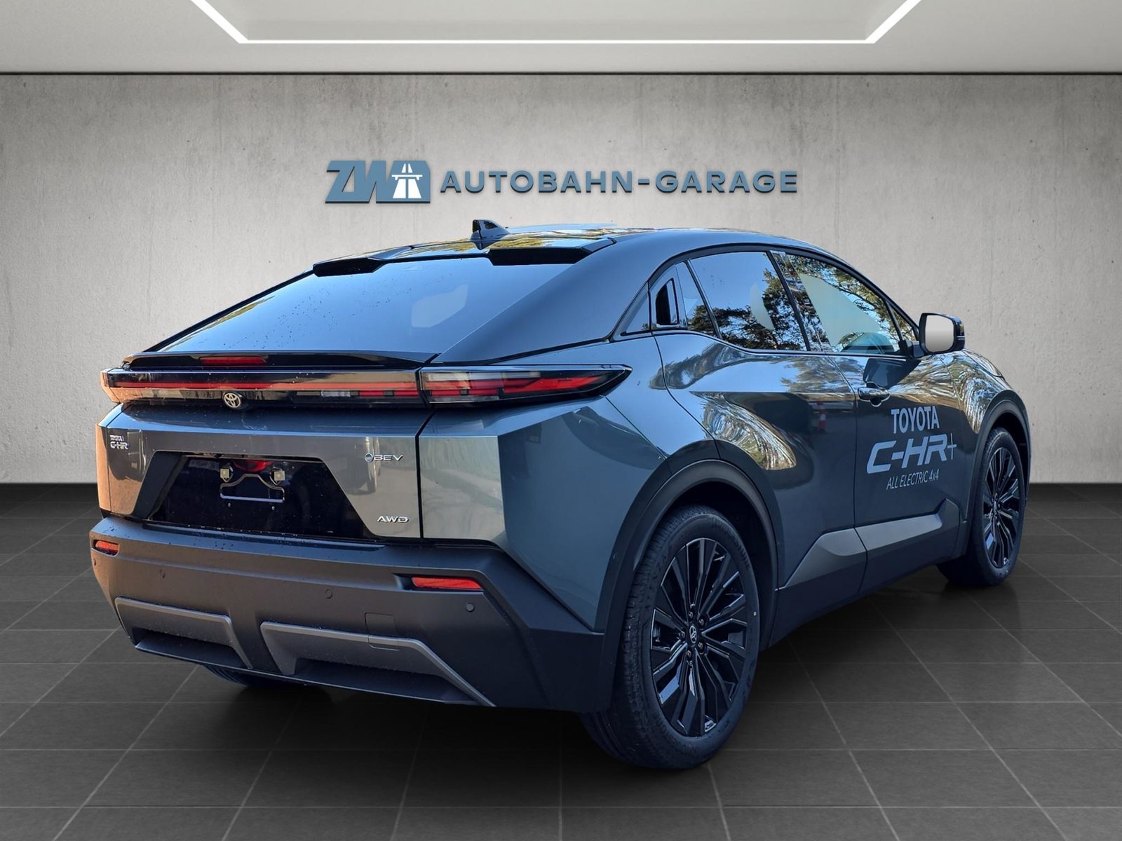 TOYOTA C-HR+ Premium AWD, Electric, Ex-demonstrator, Automatic - 5