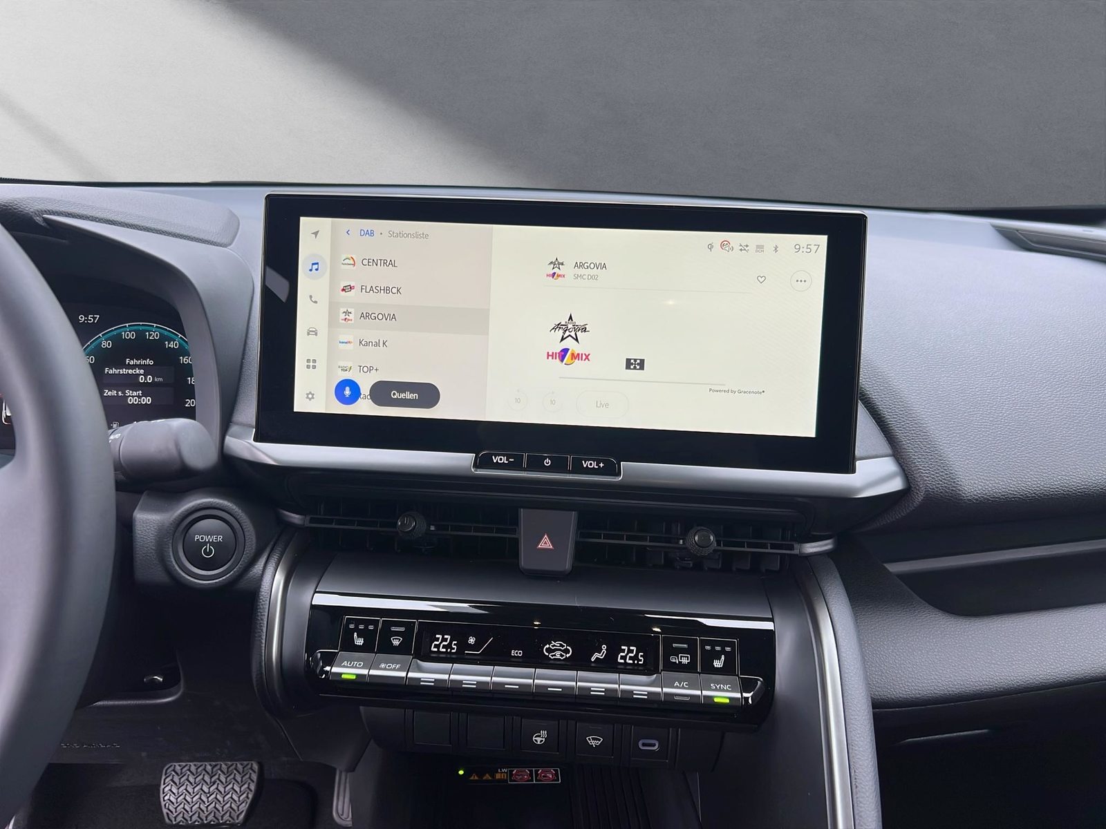 TOYOTA C-HR 2.0 PHEV Swiss Edition, Plug-in-Hybrid Petrol/Electric, Ex-demonstrator, Automatic - 7