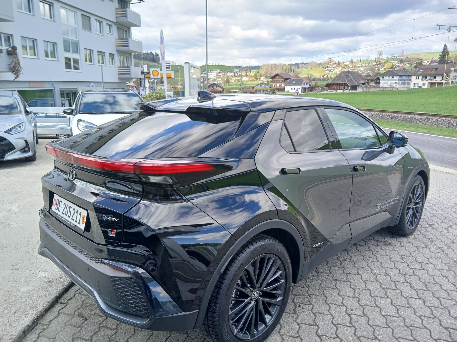 TOYOTA C-HR 2.0 HEV GR Sport Premiere 4x4, Hybride Intégral Essence/Électricité, Occasion / Utilisé, Automatique - 5