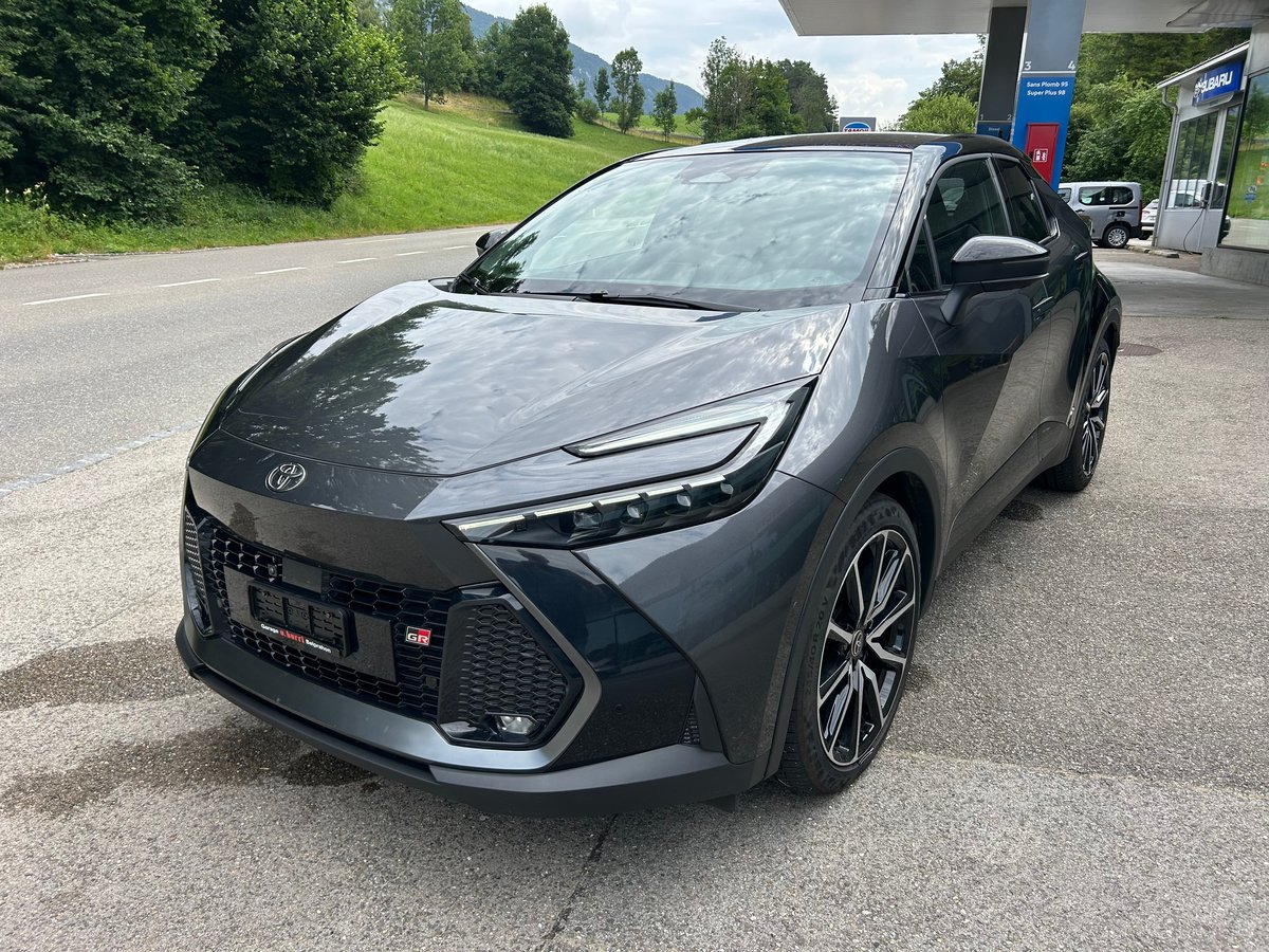 TOYOTA C-HR 2.0 HSD CVT GR Sport Premiere 4WD, Full-Hybrid Petrol/Electric, Second hand / Used, Automatic - 4