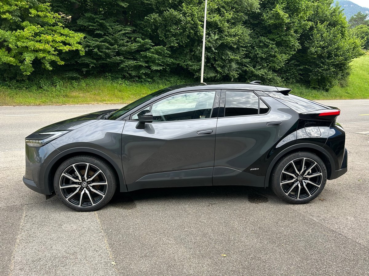 TOYOTA C-HR 2.0 HSD CVT GR Sport Premiere 4WD, Full-Hybrid Petrol/Electric, Second hand / Used, Automatic - 5