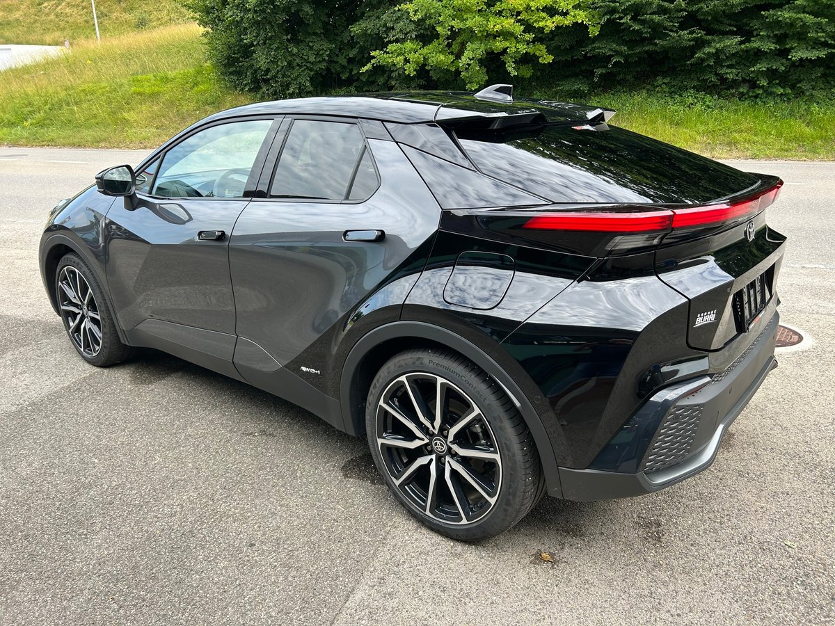 TOYOTA C-HR 2.0 HSD CVT GR Sport Premiere 4WD, Full-Hybrid Petrol/Electric, Second hand / Used, Automatic - 6