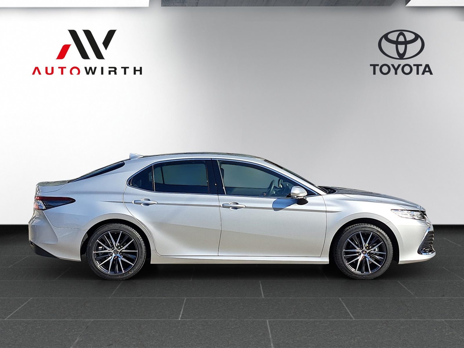 TOYOTA Camry 2.5 HSD Premium, Voll-Hybrid Benzin/Elektro, Occasion / Gebraucht, Automatik - 4