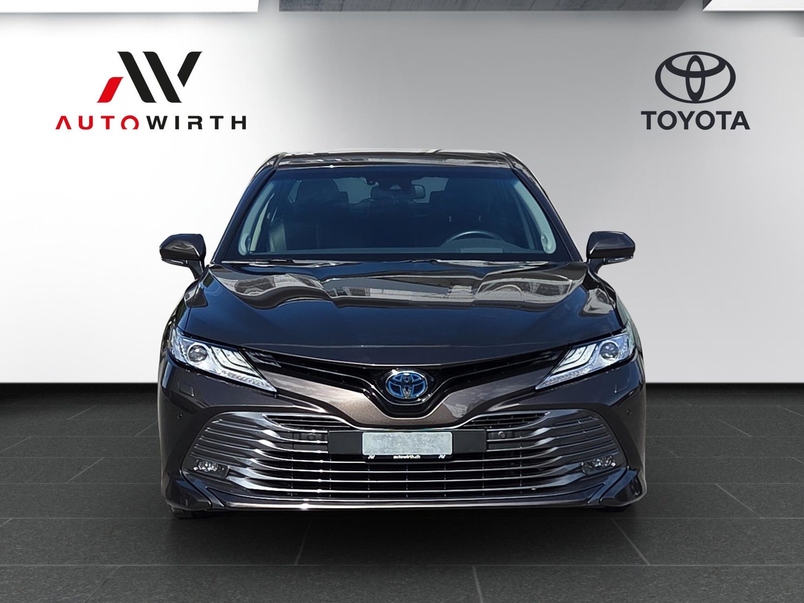 TOYOTA Camry 2.5 HSD Premium, Full-Hybrid Petrol/Electric, Second hand / Used, Automatic - 2