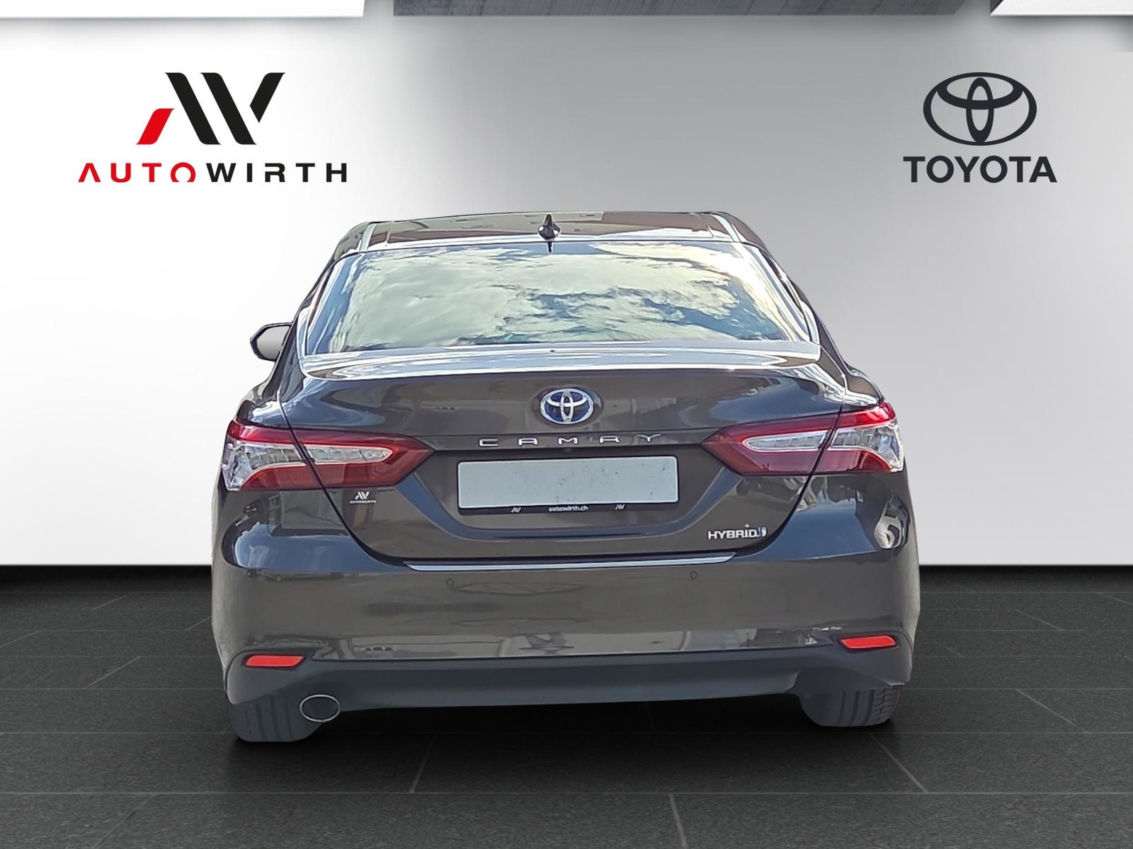 TOYOTA Camry 2.5 HSD Premium, Full-Hybrid Petrol/Electric, Second hand / Used, Automatic - 6