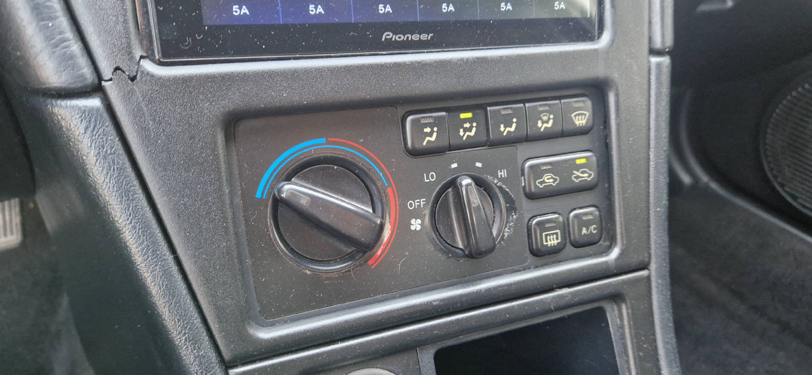 TOYOTA Celica 1.8, Petrol, Second hand / Used, Manual - 7