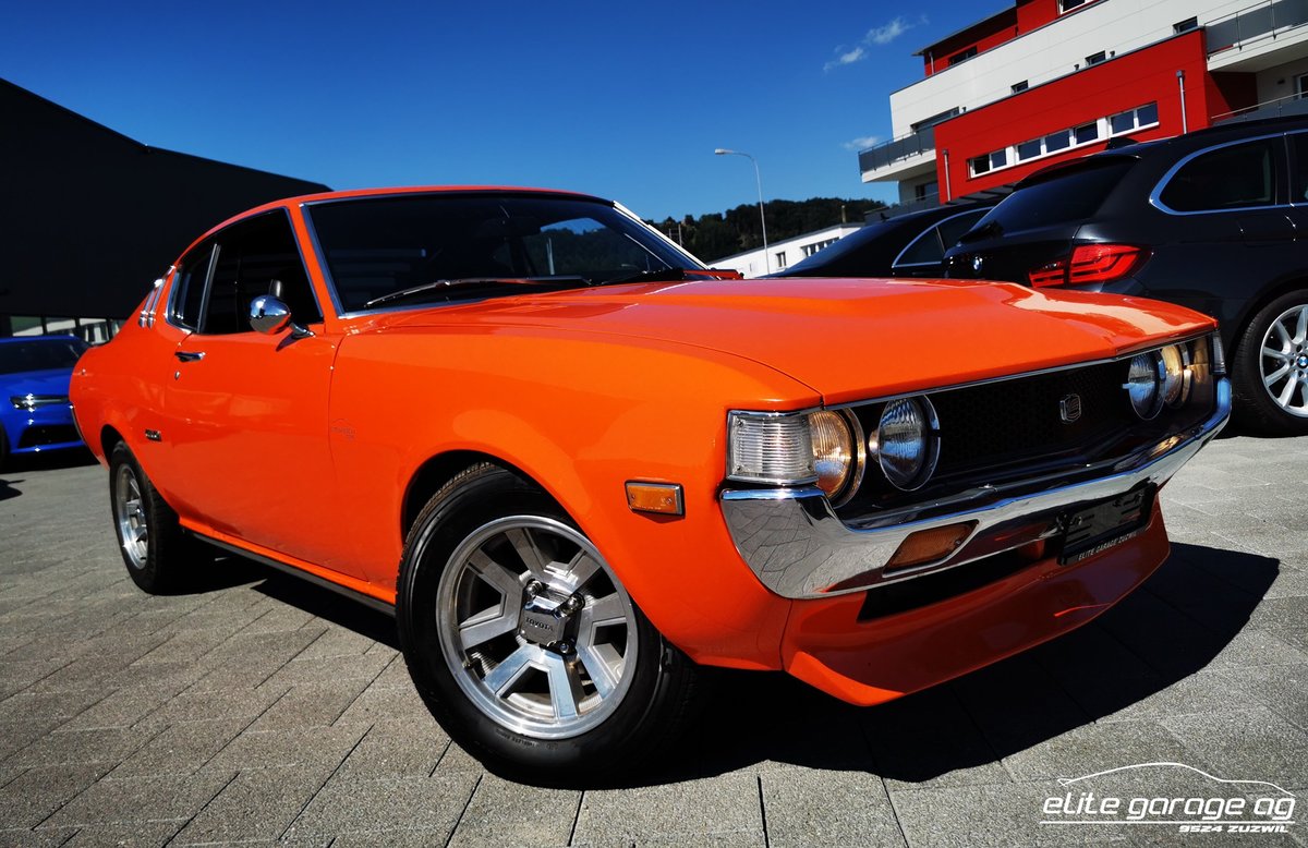 TOYOTA CELICA 2000 GT Liftback, Petrol, Classic, Manual - 3