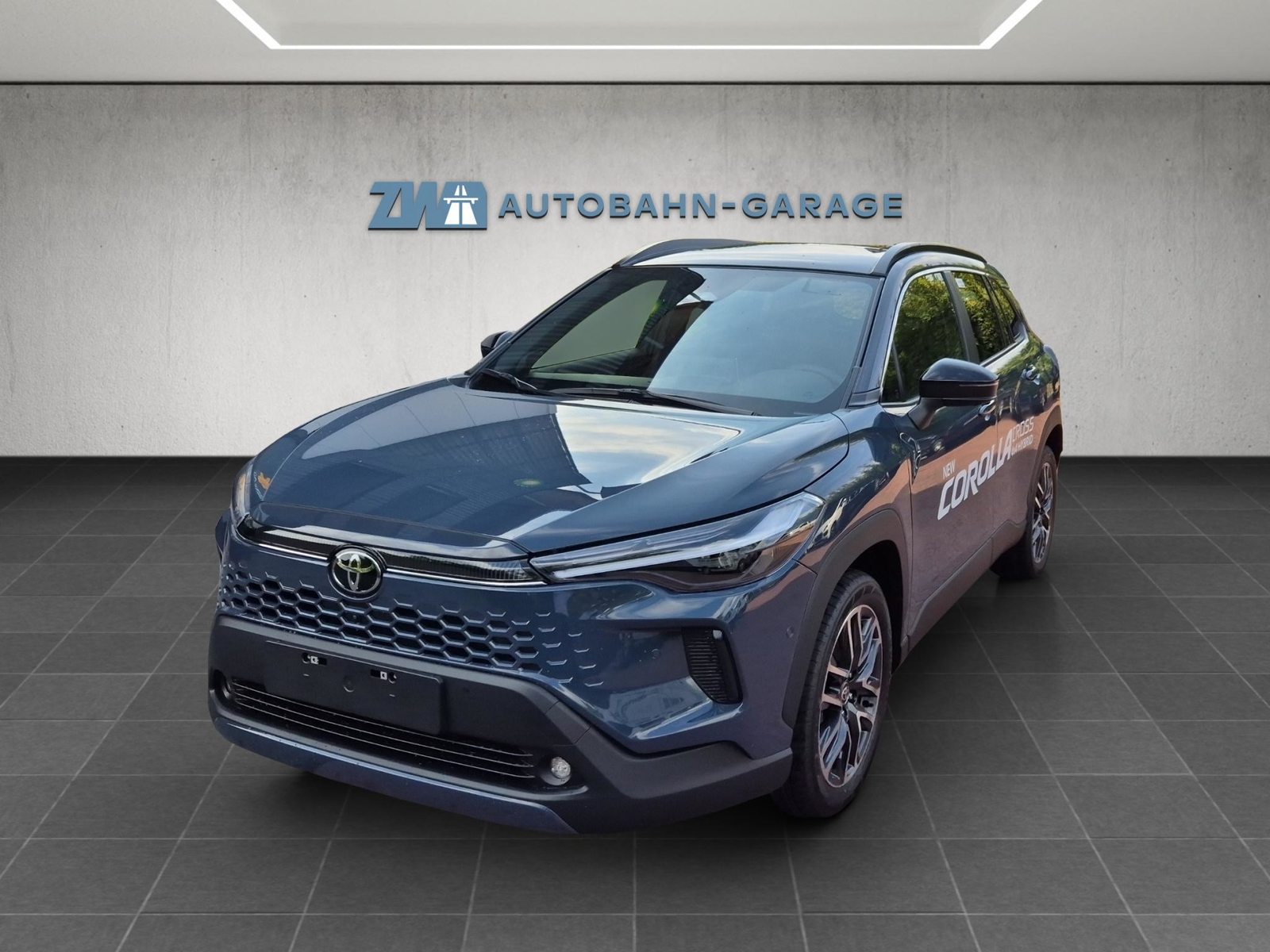 TOYOTA Corolla Cross 2.0 HSD Premium AWD-i