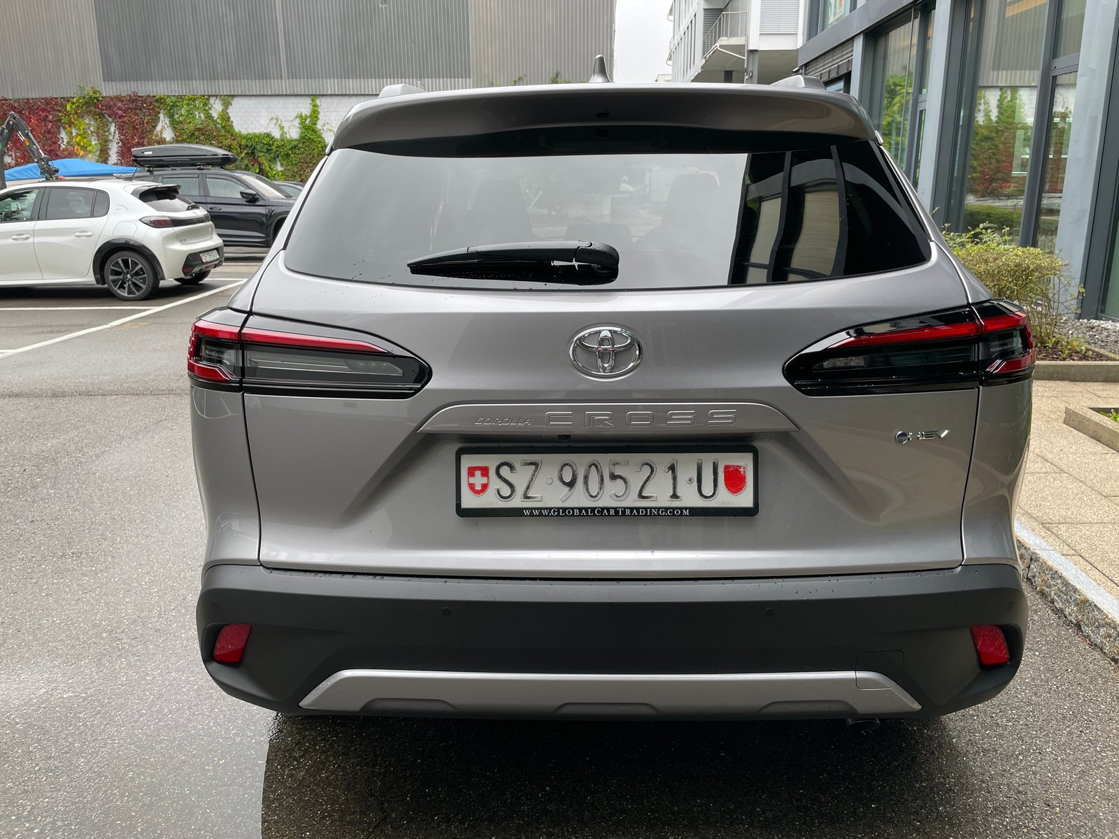 TOYOTA Corolla Cross 2.0 Premium e-CVT AWD, Hybride Integrale Benzina/Elettrica, Auto nuove, Automatico - 4